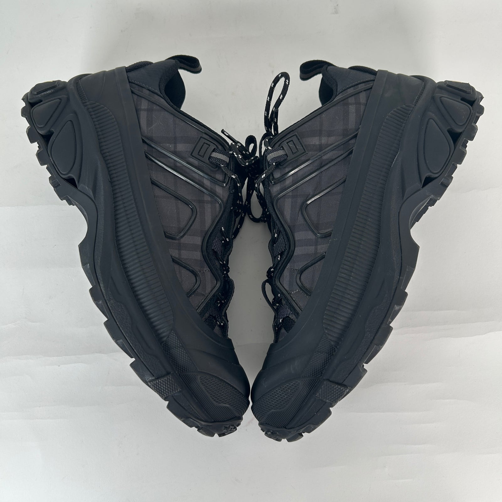 Burberry Triple Black Arthur Low Top Size 43