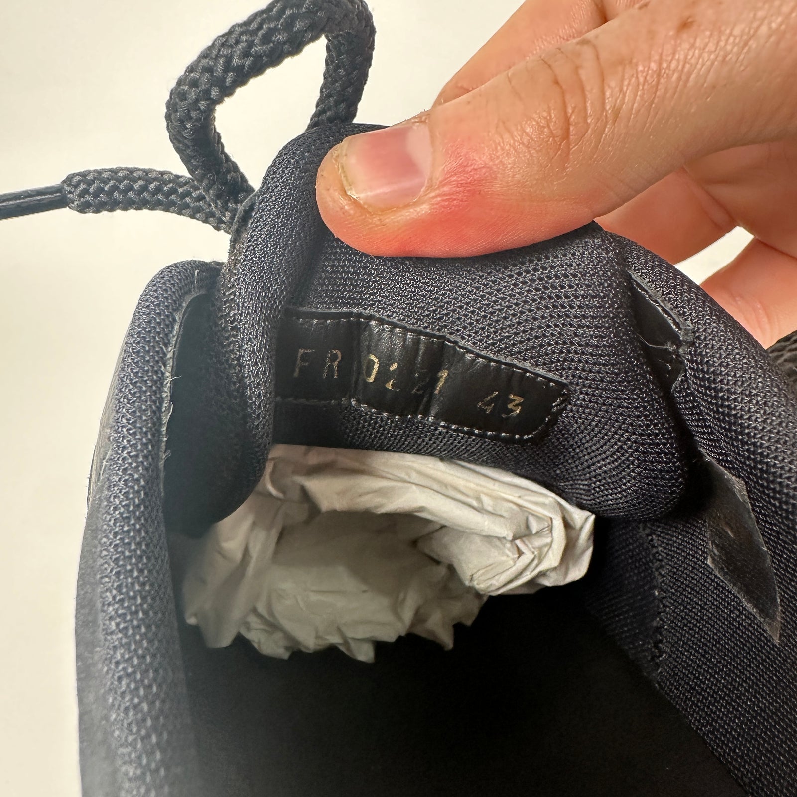 Givenchy GIV 1 Black Low Top Sneaker Size 9