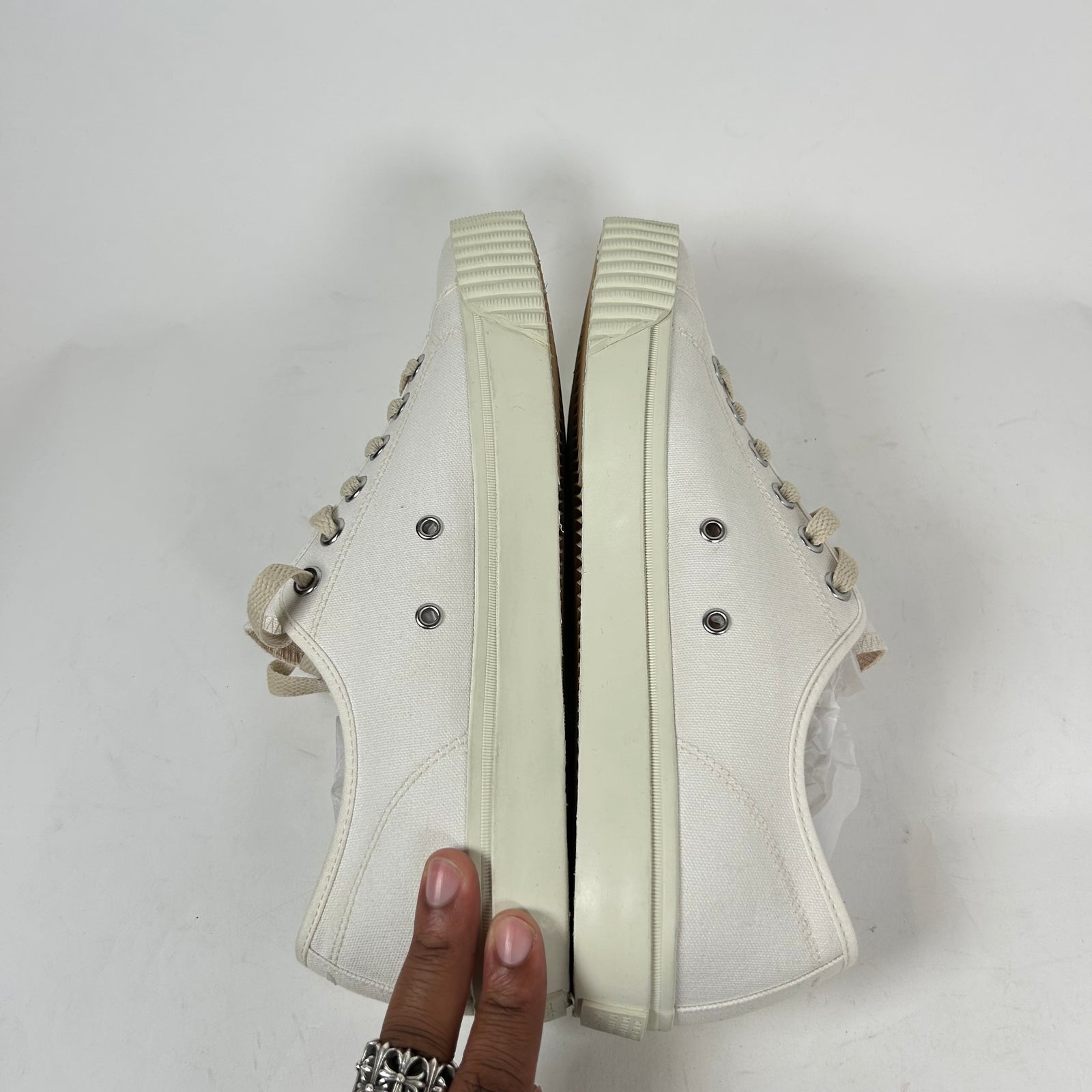 Maison Margiela White Canvas Low-Top Tabi Sneaker Size 42