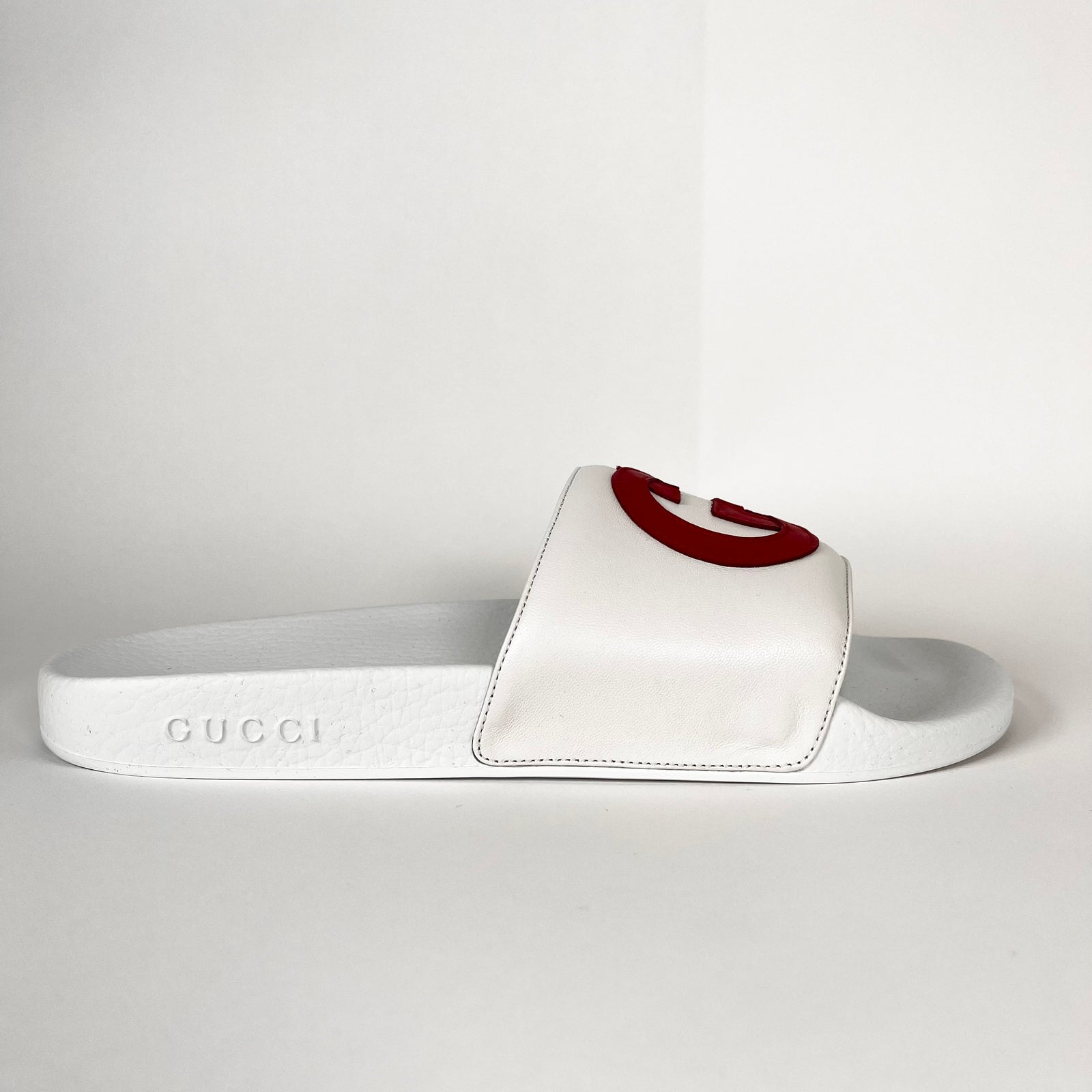 Gucci White Interlocking G Leather Slides Size 42