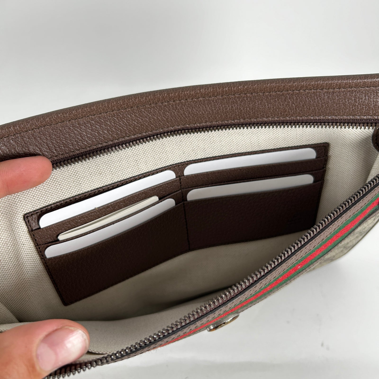 Gucci GG Supreme Ophidia Clutch