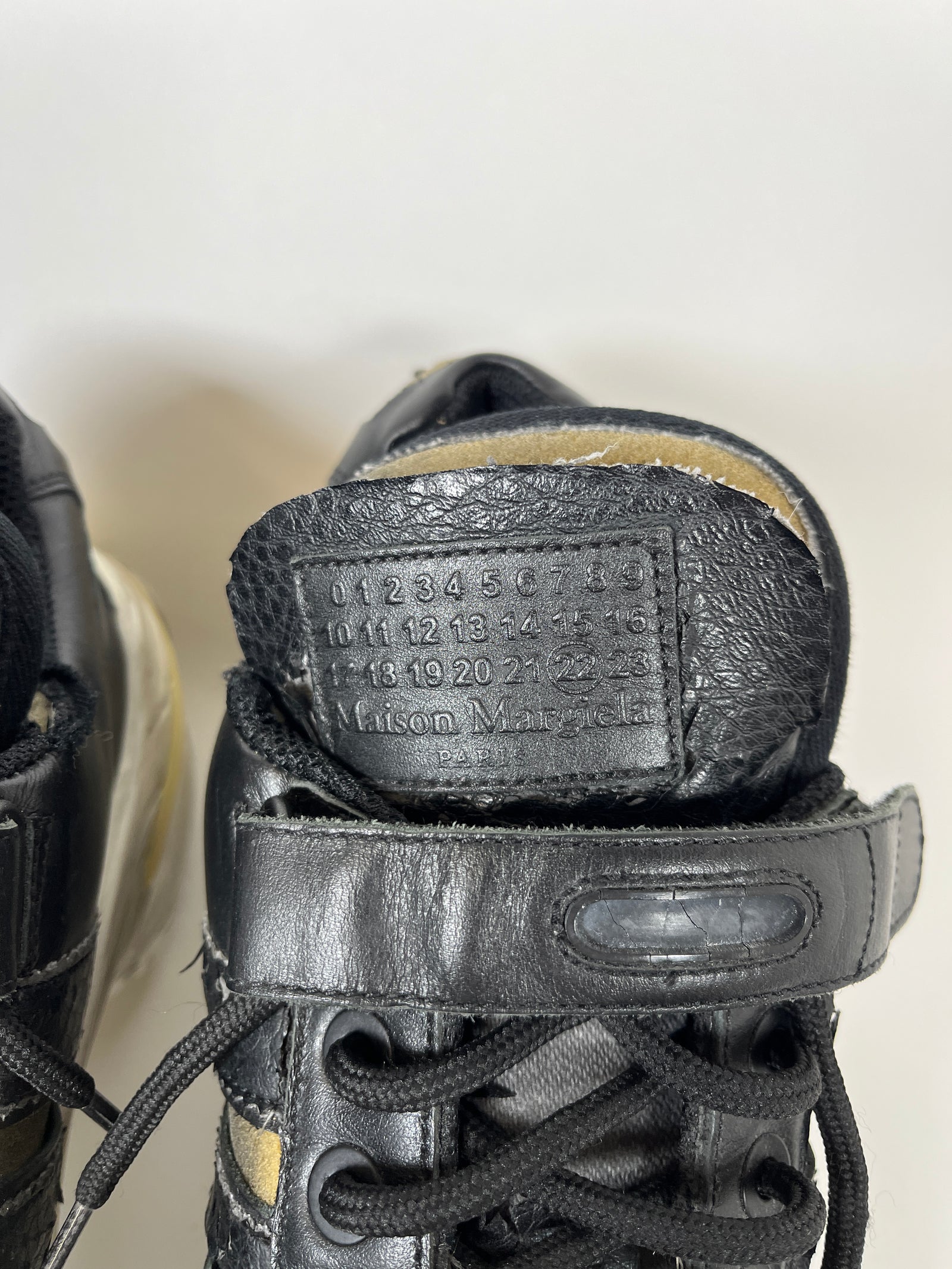 Maison Margiela Black/Gold Retro Fit Sneaker Size 43