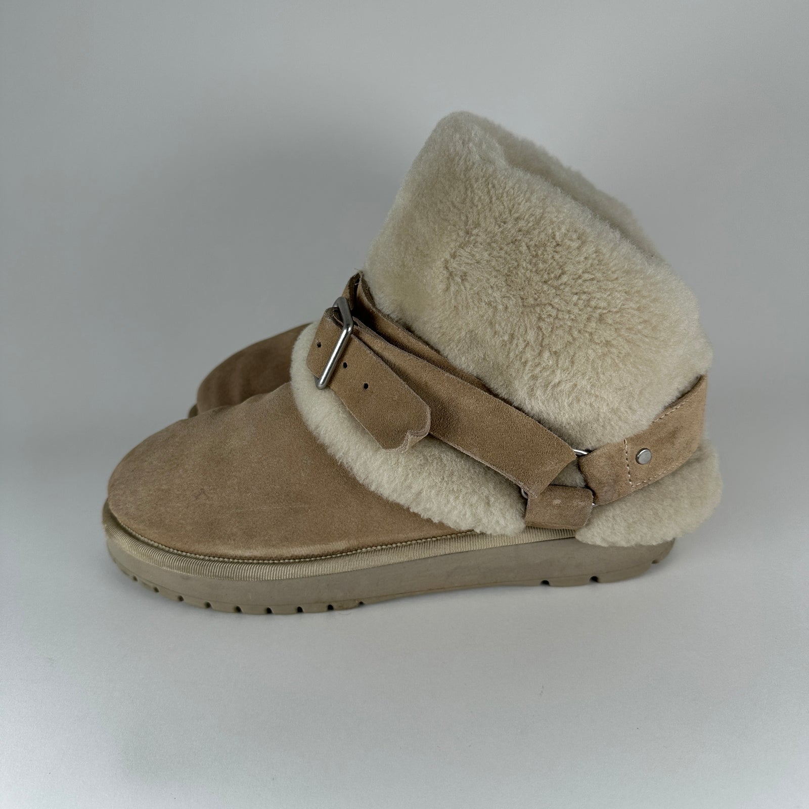 Burberry Chubby Suede Shearling Boots Size 40