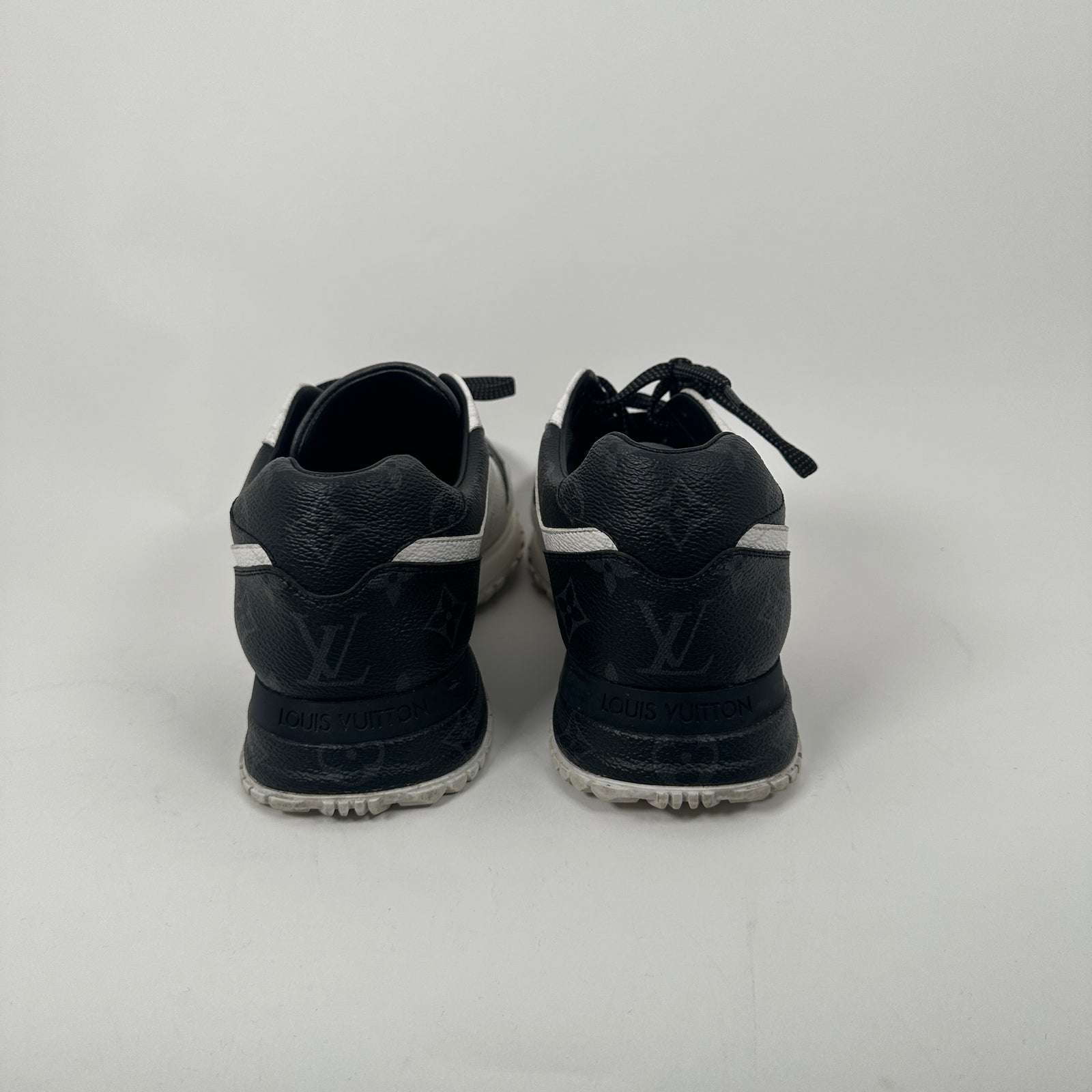 Louis Vuitton Monogram Grey Runaway Sneaker Size 7