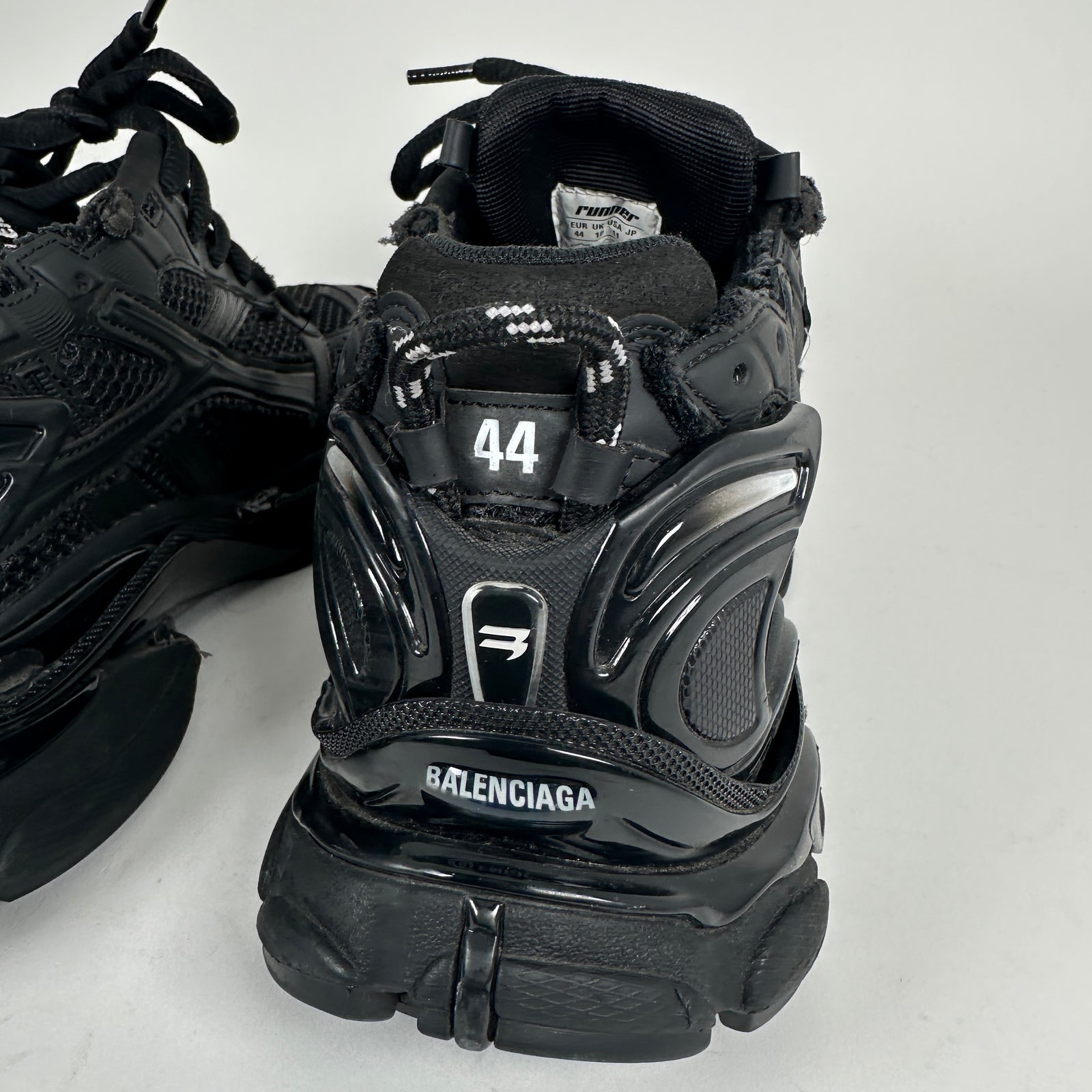 Balenciaga Triple Black Matte Low-Top Runners Size 44