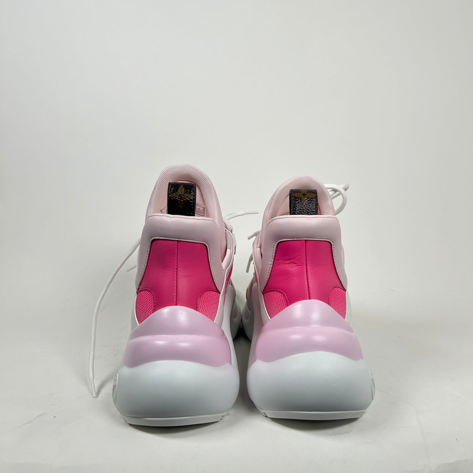 Louis Vuitton Pink Arch Light Sneaker Size 40