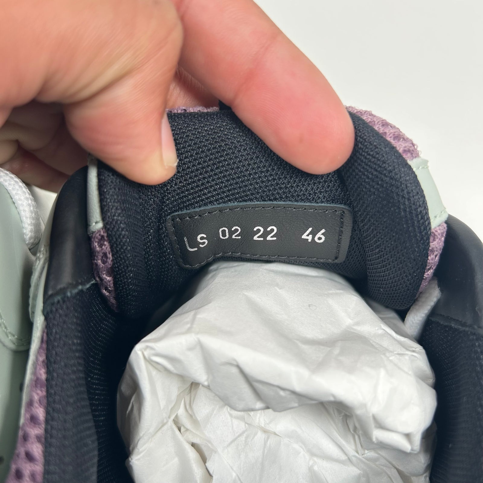 Dior B22 Cream/Lavender Sneaker Size 46