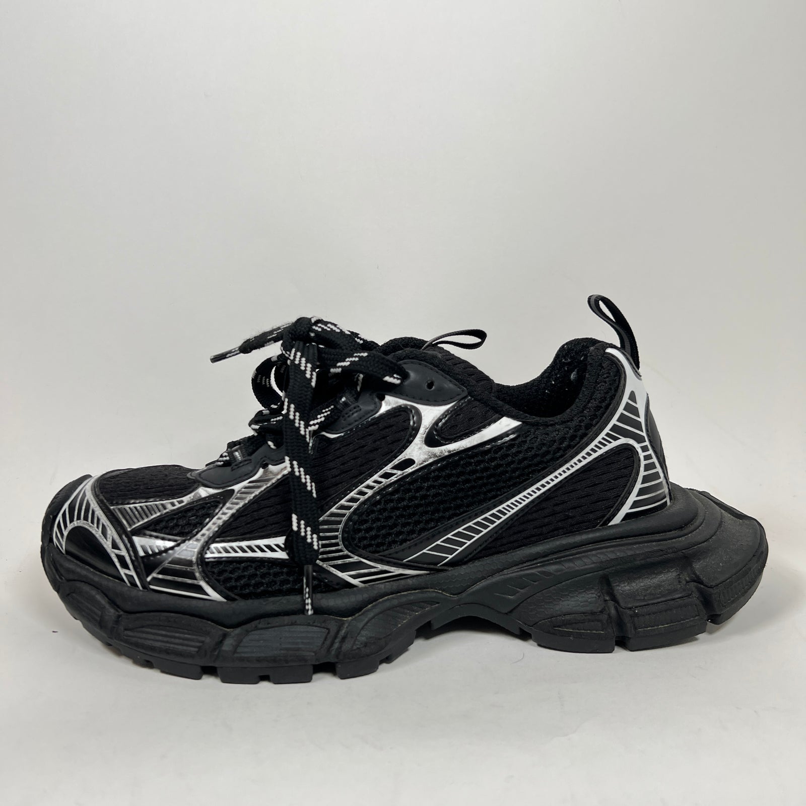 Balenciaga Black/White 3XL Sneaker Size 41