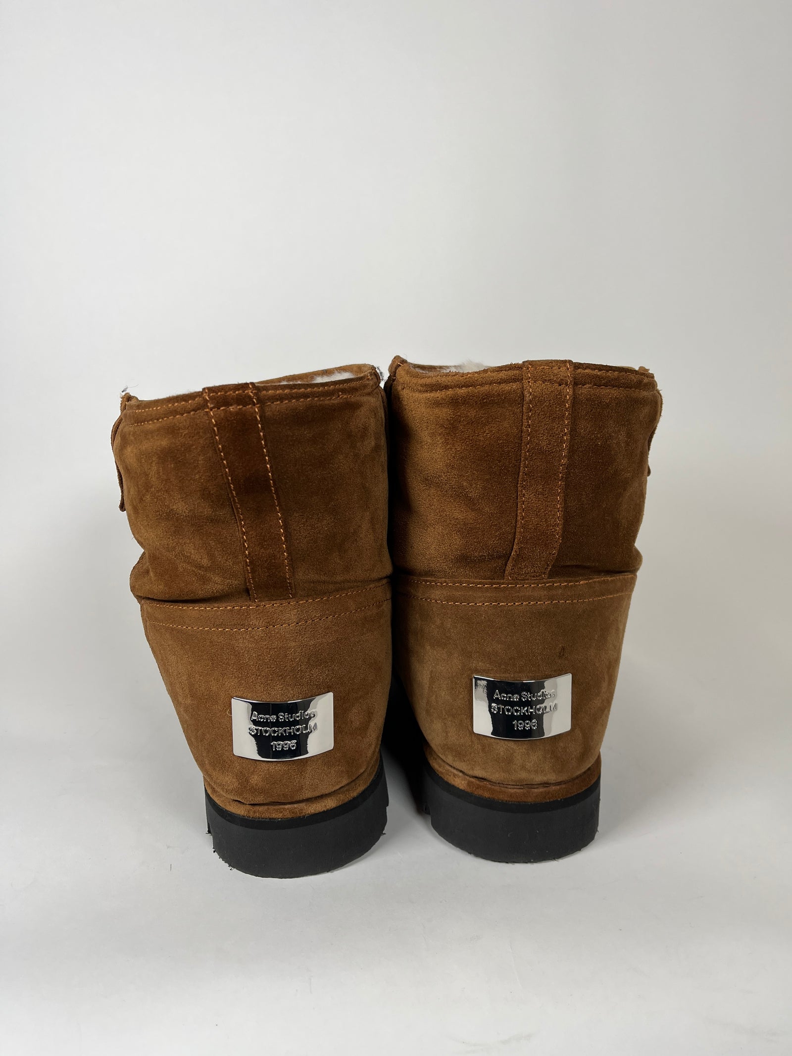 Acne Studios Brown Low Shearling Boots Size 42