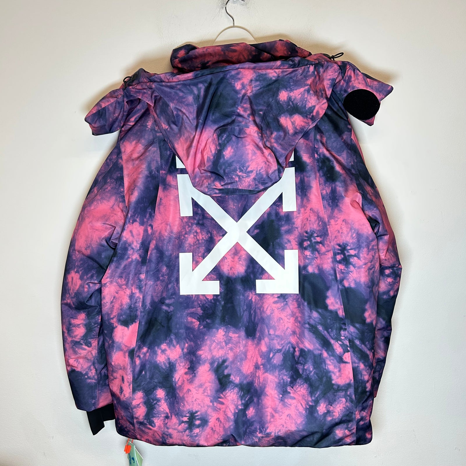 Off-White Fuchsia Tye Dye Arrows Ski Jacket Size XL