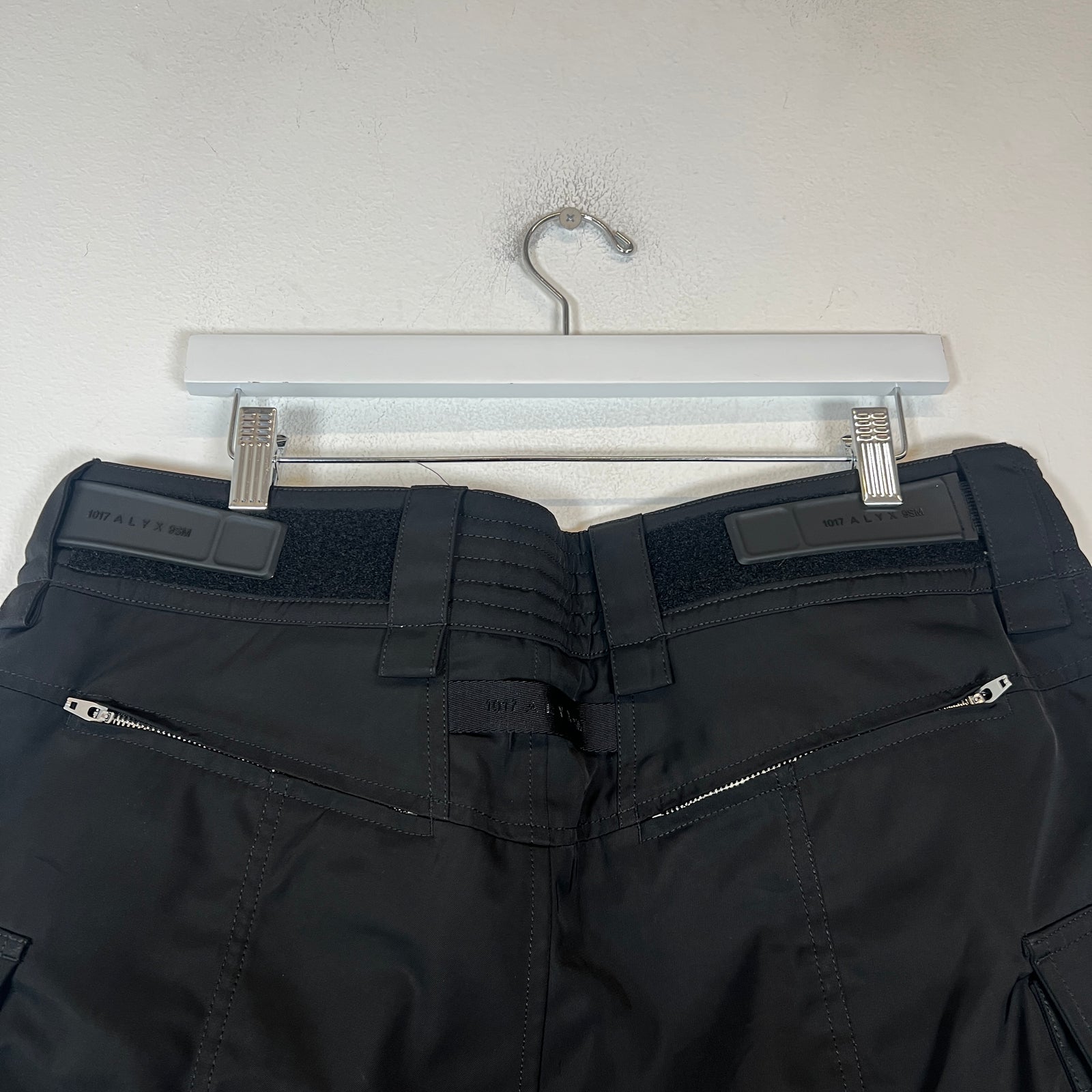 1017 Alyx Black Tactical Cargo Shorts Size 36