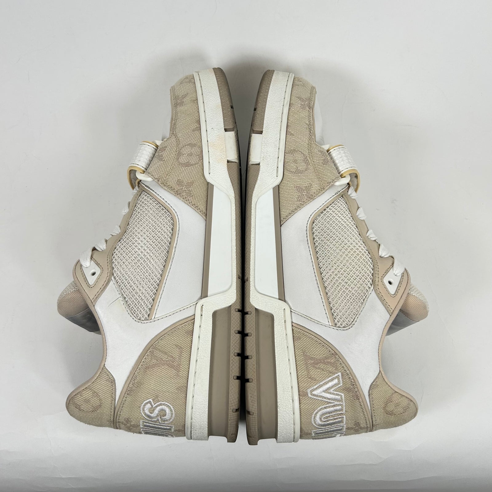 Louis Vuitton Beige Trainer Size LV 8.5