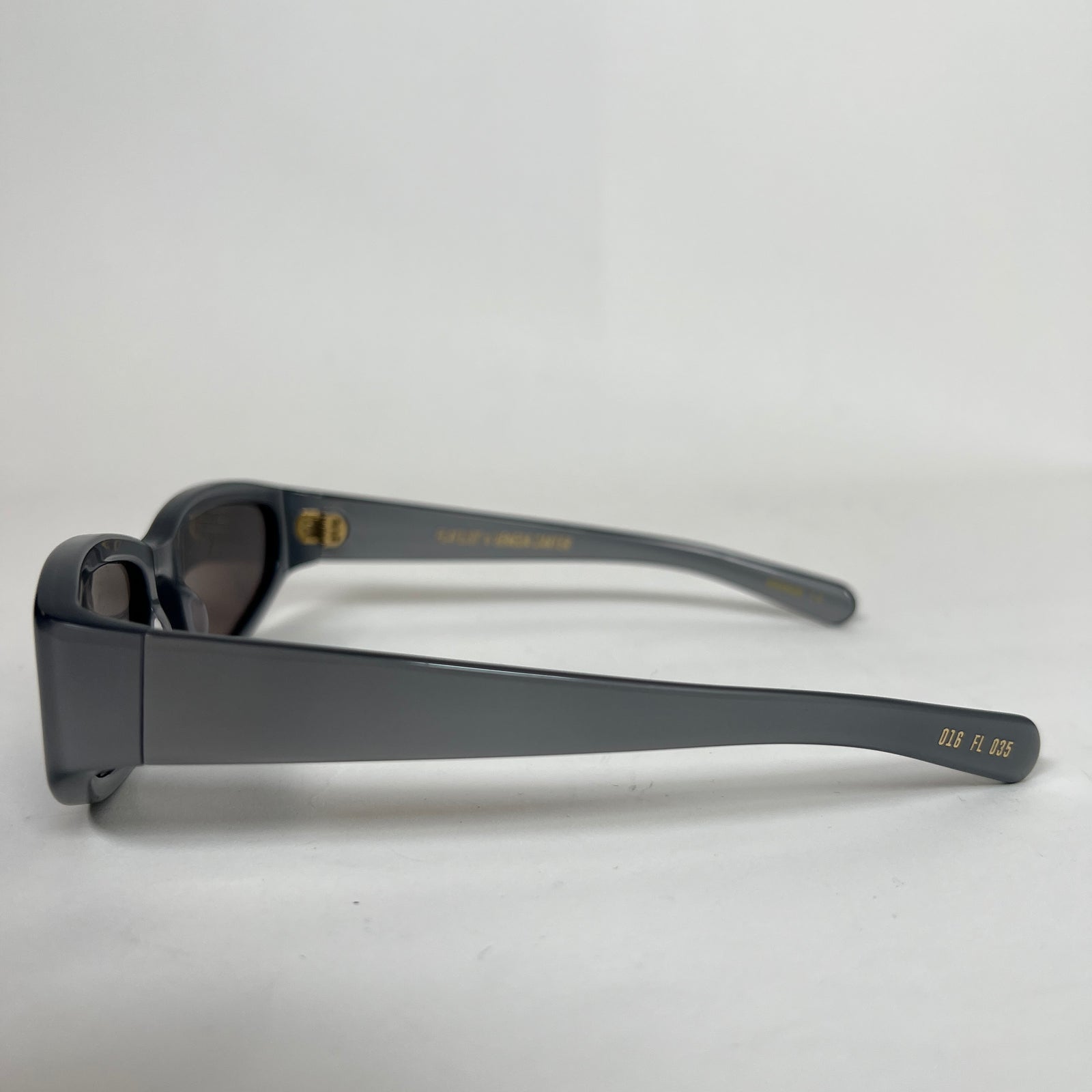 Veneda Carter x Flatlist Eyewear Grey Daze Sunglasses
