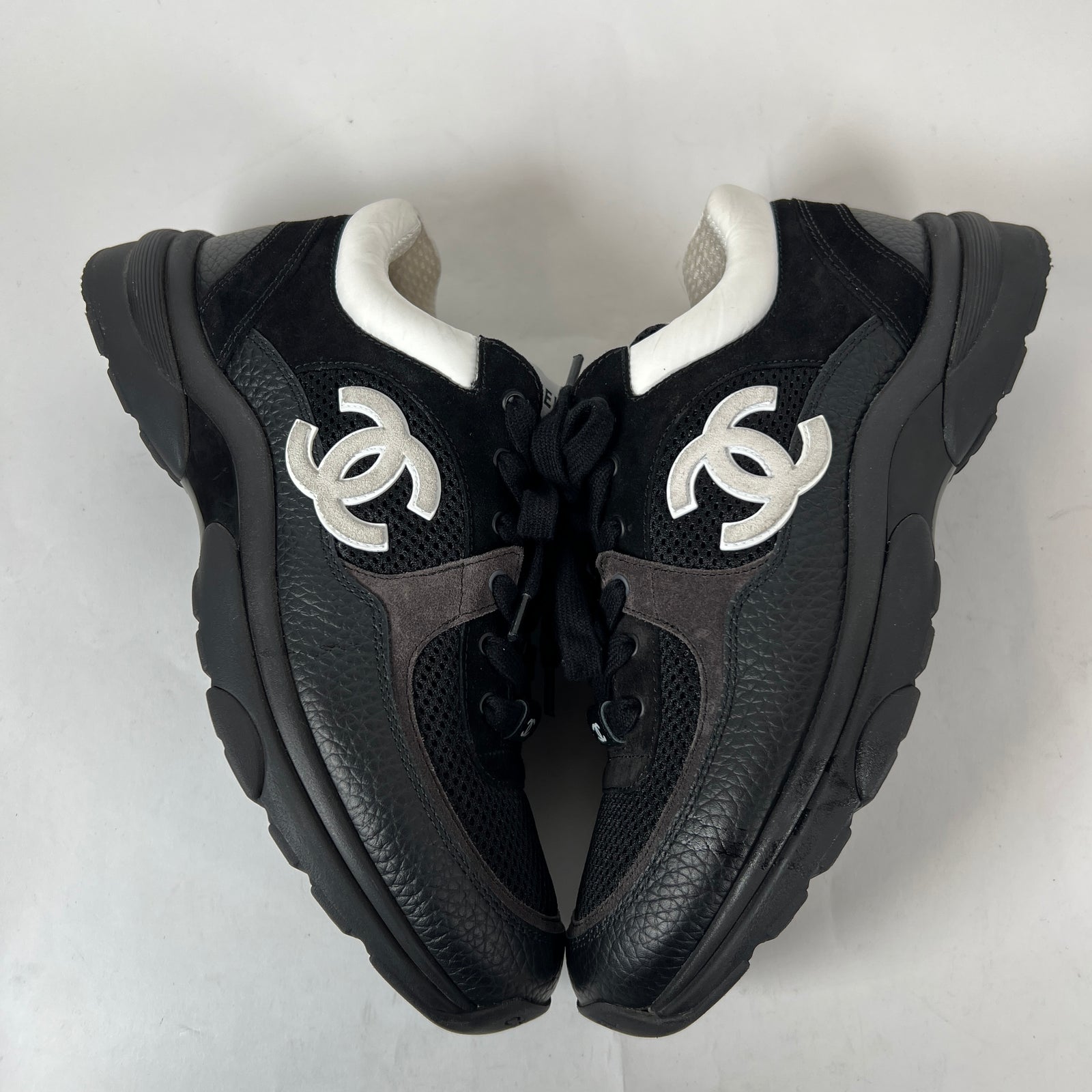 Chanel Black/White Mesh Suede Grained Calfskin Interlocking CC Runners Size 39.5