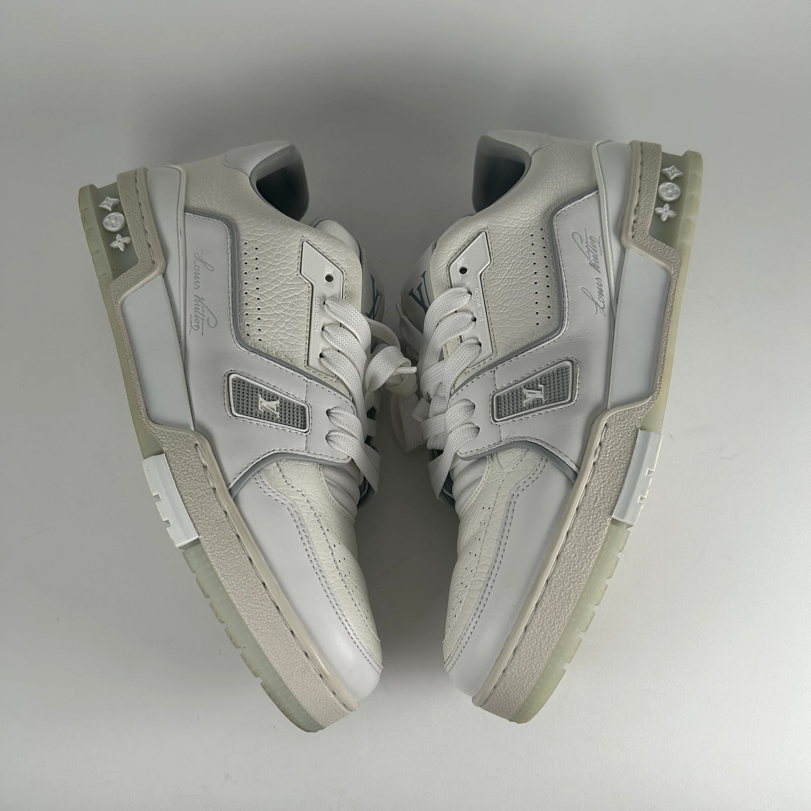 Louis Vuitton White Low Top Trainer Size LV 8.5