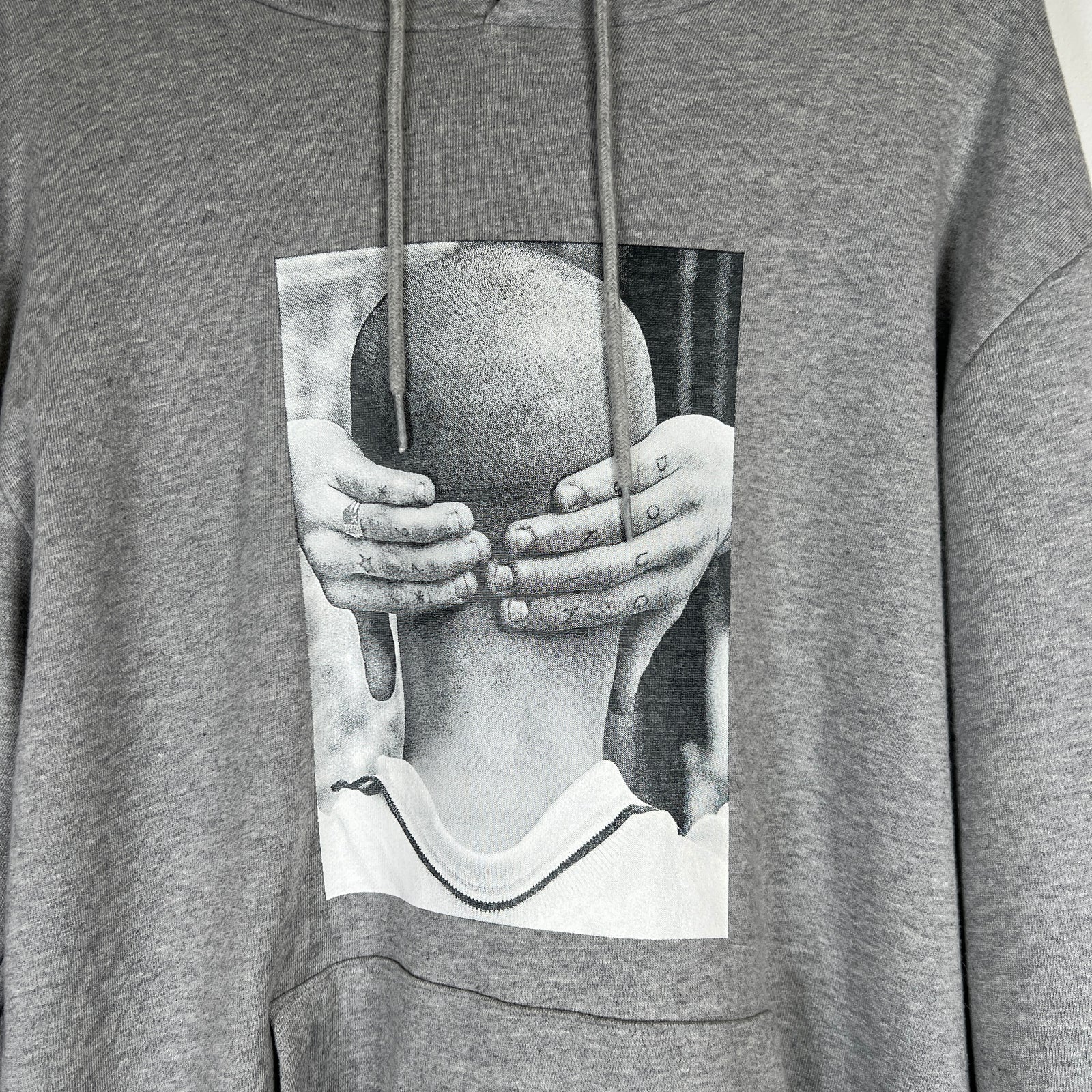 Daelim Museum Grey Hoodie Size L