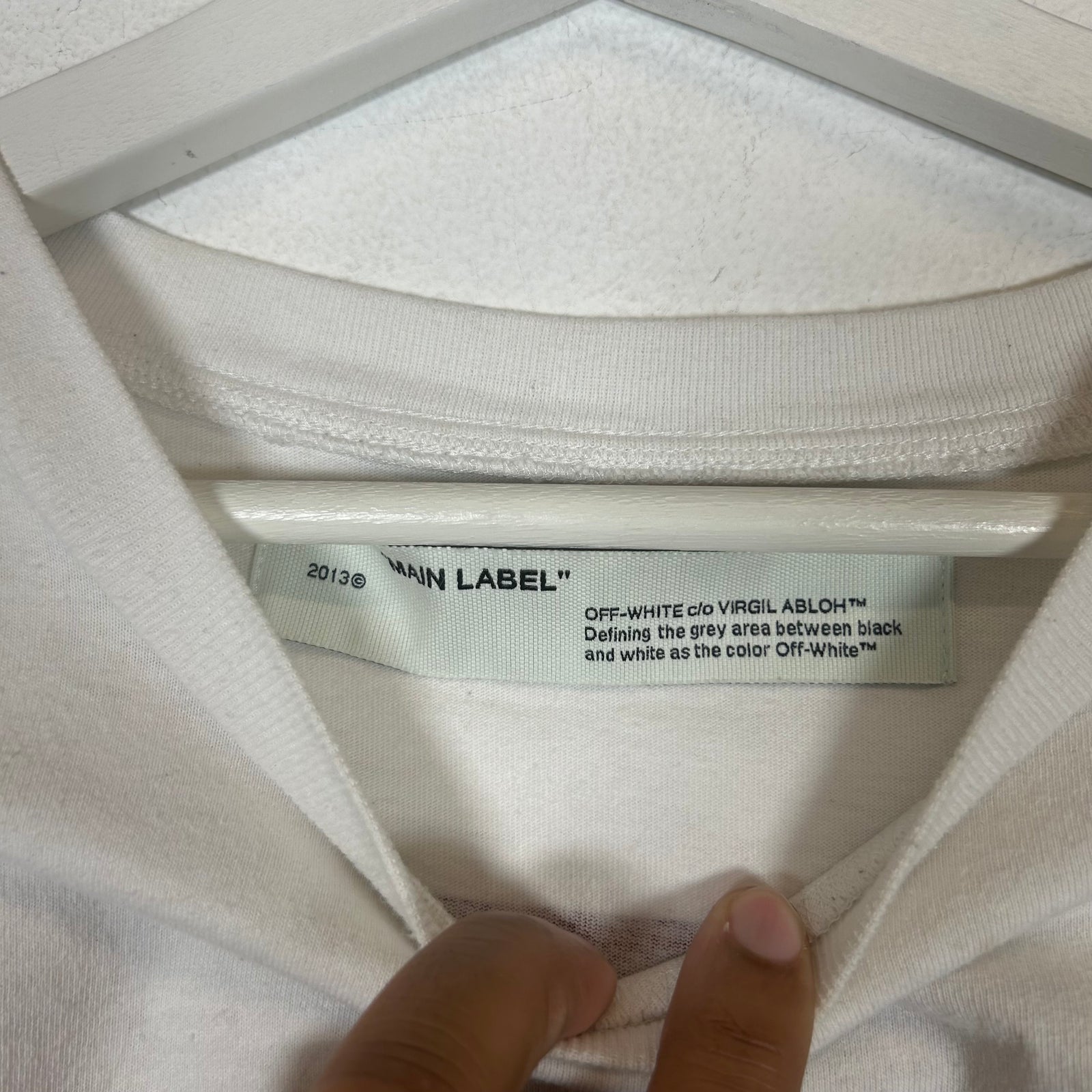 Off-White Burgundy Spider Graphic T-shirt Size M