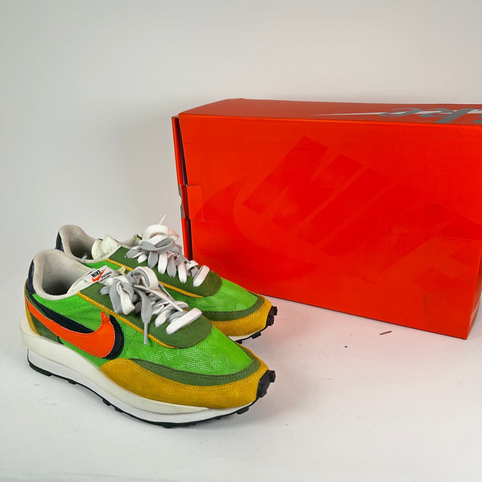 Nike x Sacai LD Waffle Green Gusto Size 9.5