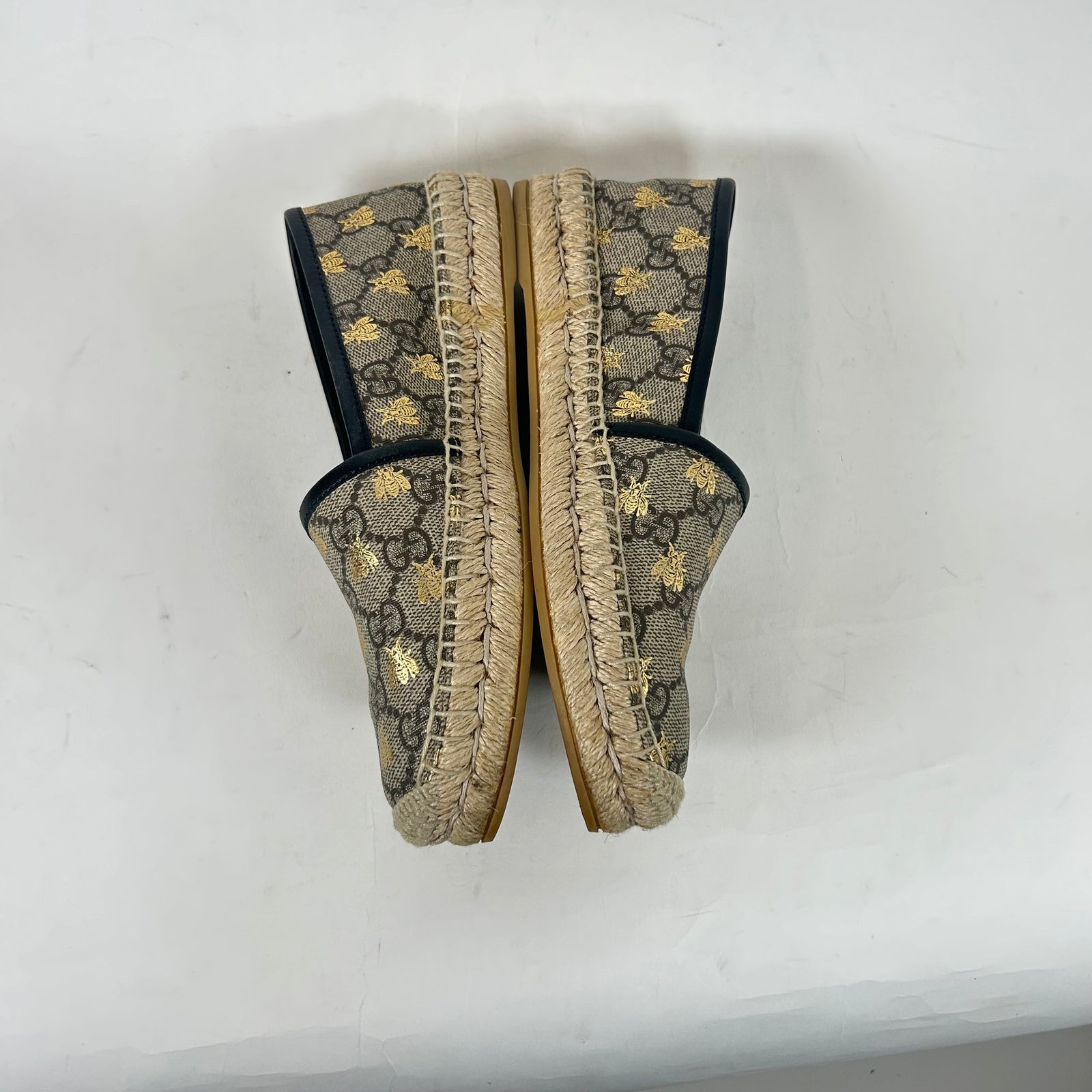 Gucci GG Supreme Bees Espadrille Flats Size 35.5