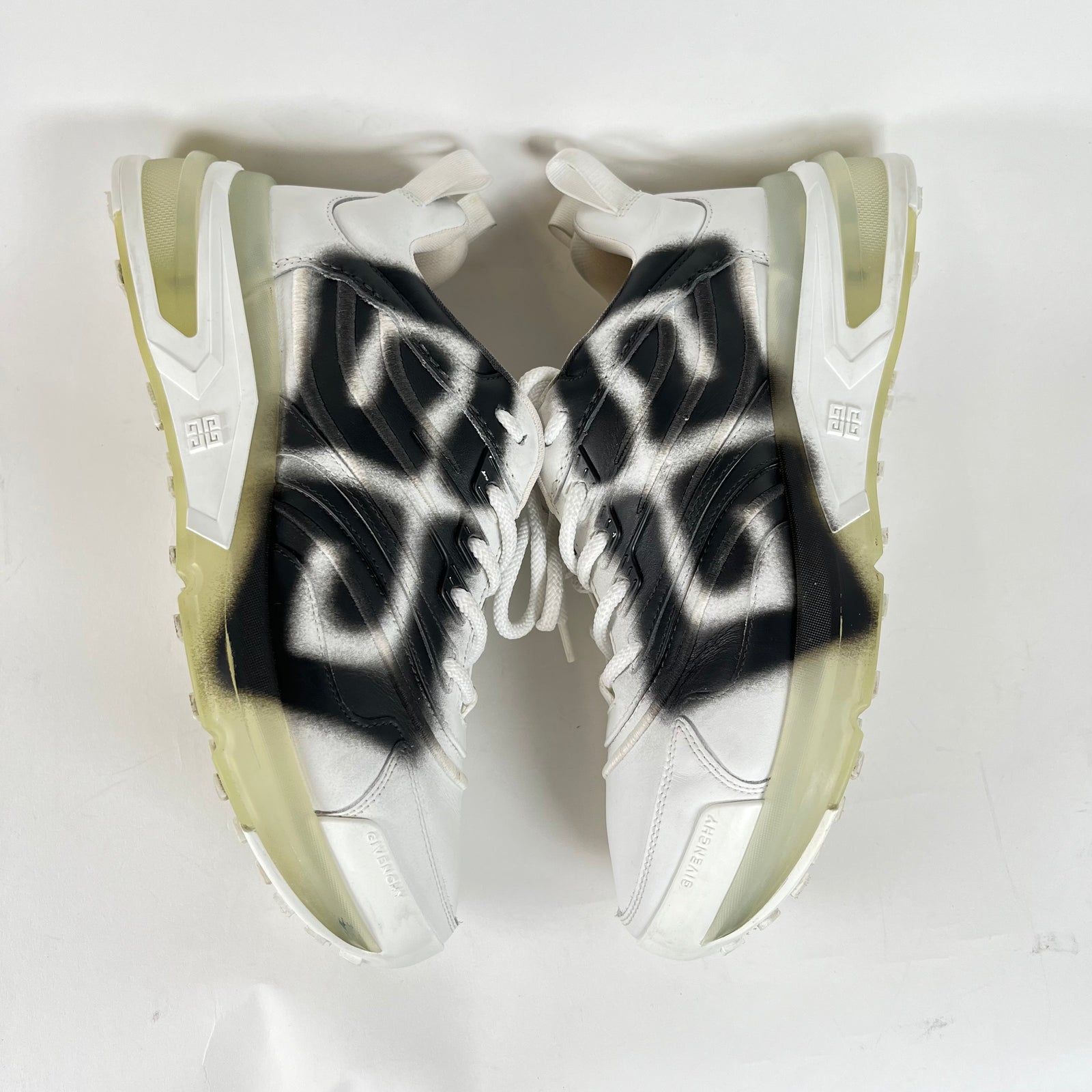 Givenchy White Leather Chito Giv 1 Runner Sneaker Size 40