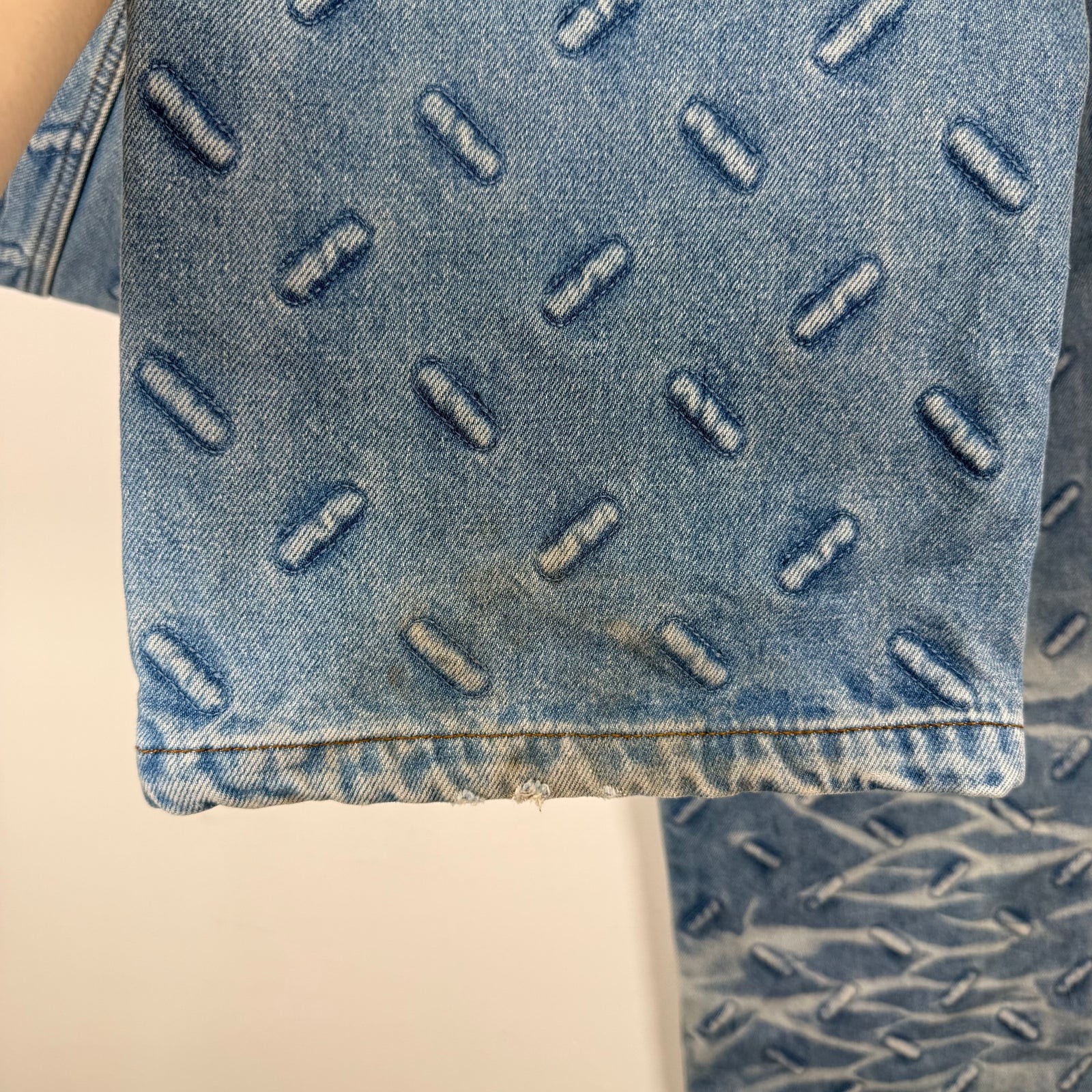 Who Decides War Blue 'Thread Plate' Denim Jeans Size 36