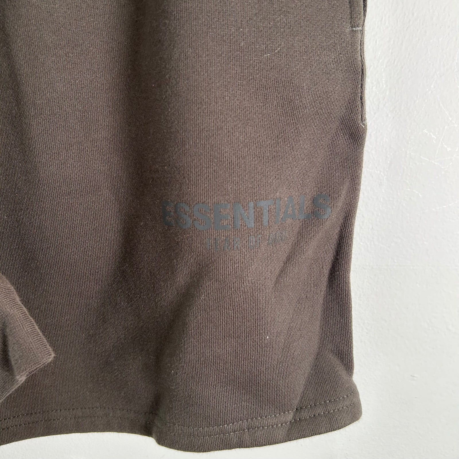 Essentials Brown Logo Sweat-Shorts Size S