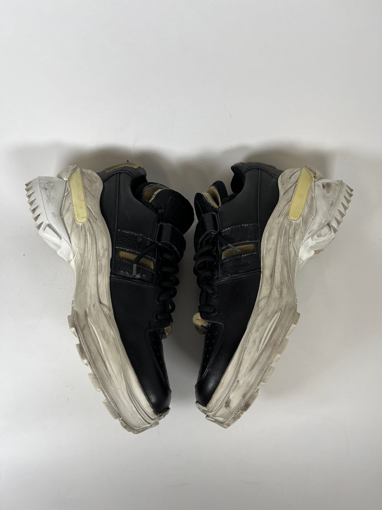 Maison Margiela Black/Gold Retro Fit Sneaker Size 43