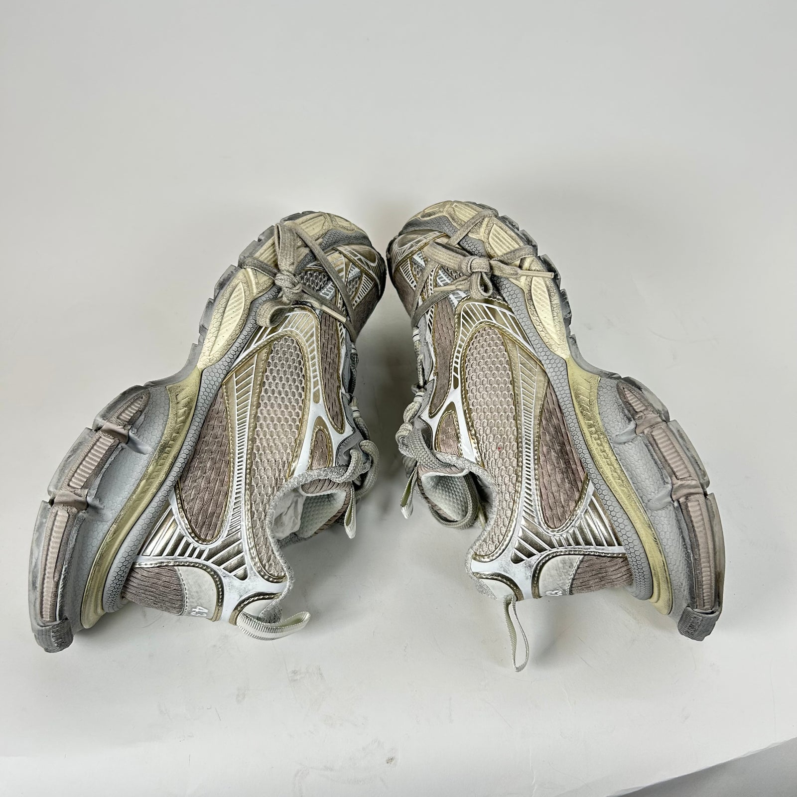 Balenciaga Eggshell 3XL Sneaker Size 43