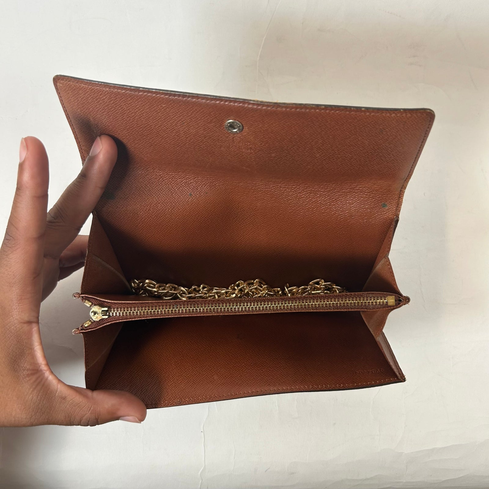Louis Vuitton Monogram Sarah Wallet