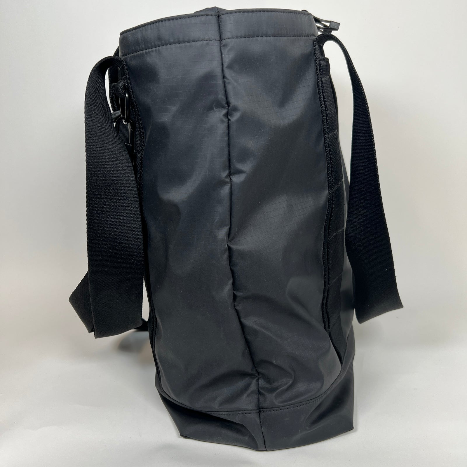 Want Les Essentials Black Travel Bag