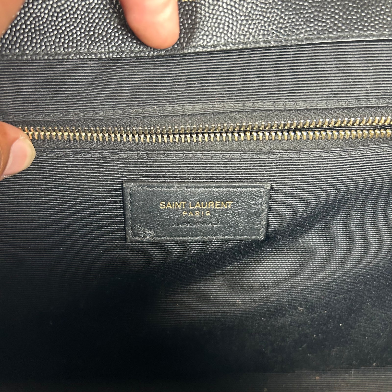 Saint Laurent Black Quilted Grain De Poudre Medium Envelope Bag