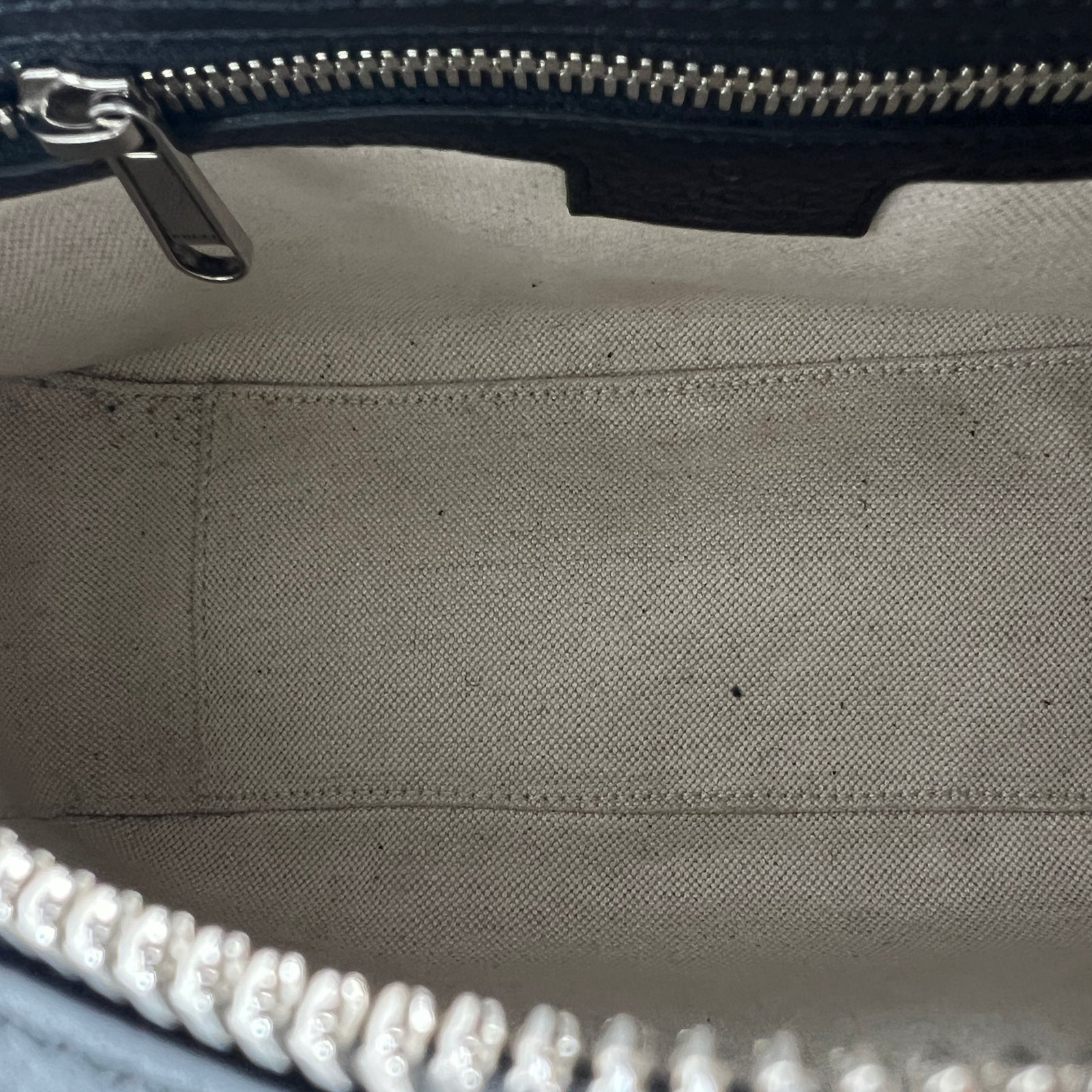 Gucci Black Jumbo GG Medium Messanger Bag