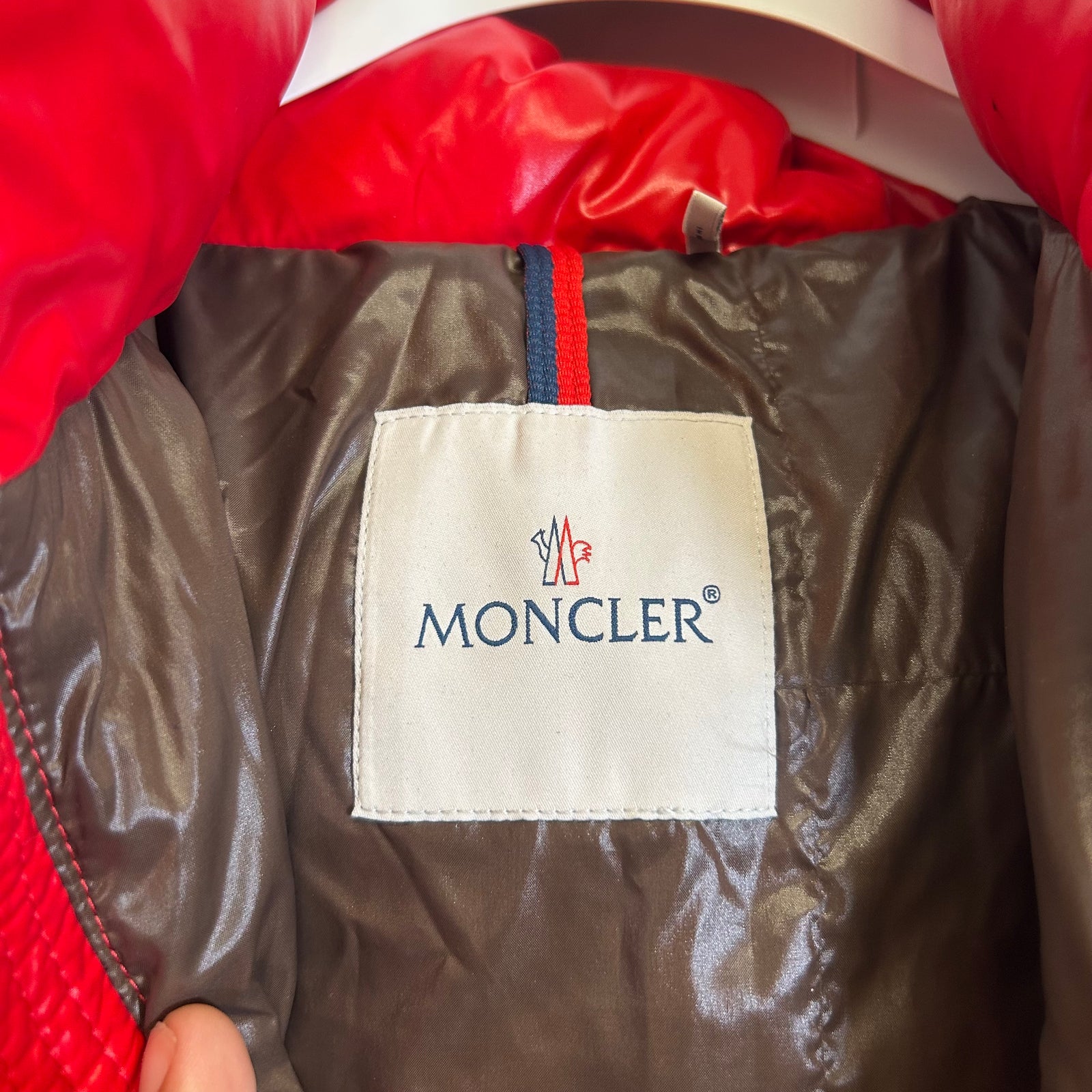 Moncler Red Maya Giubbotto Puffer Jacket Size 2