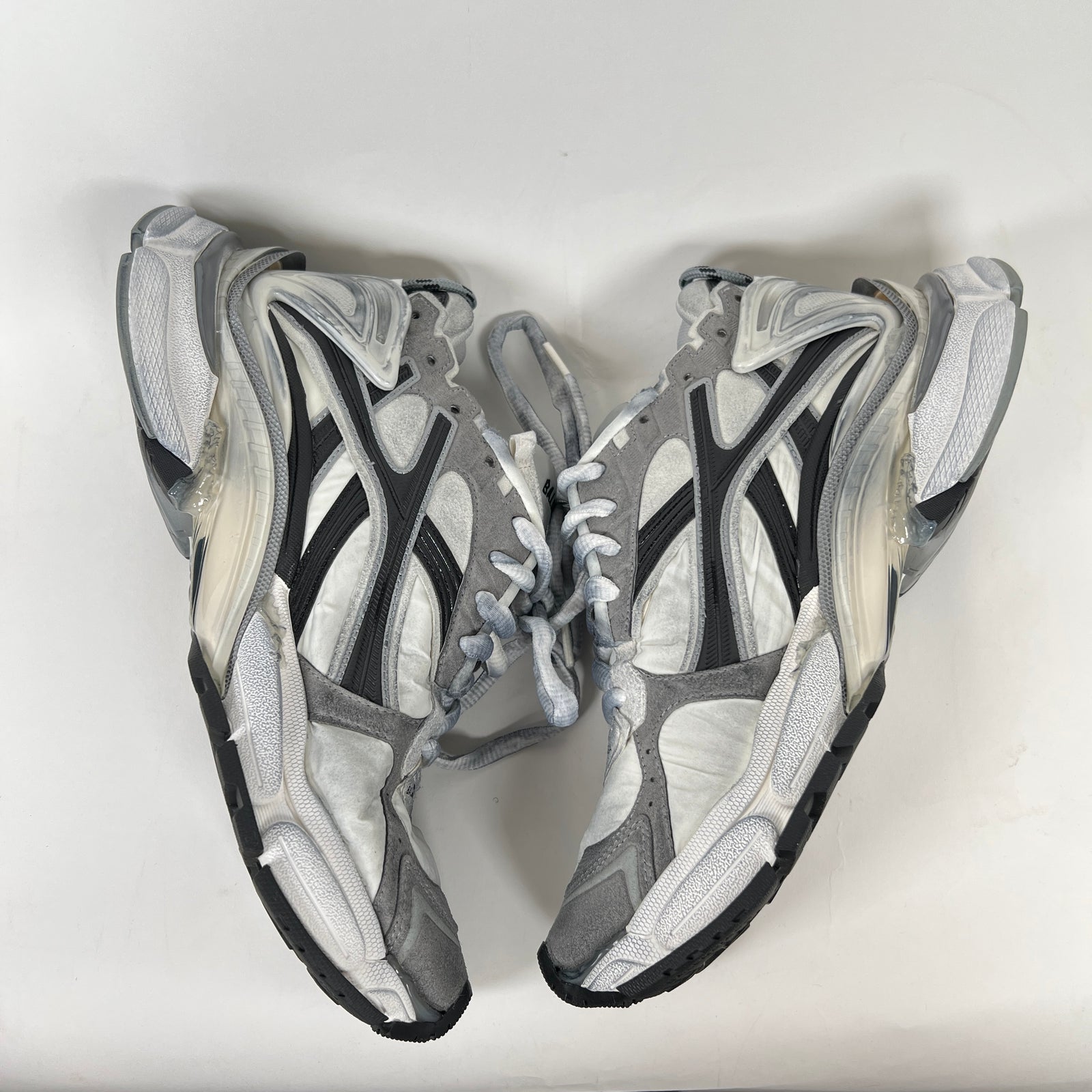Balenciaga White/Grey Runner Size 42