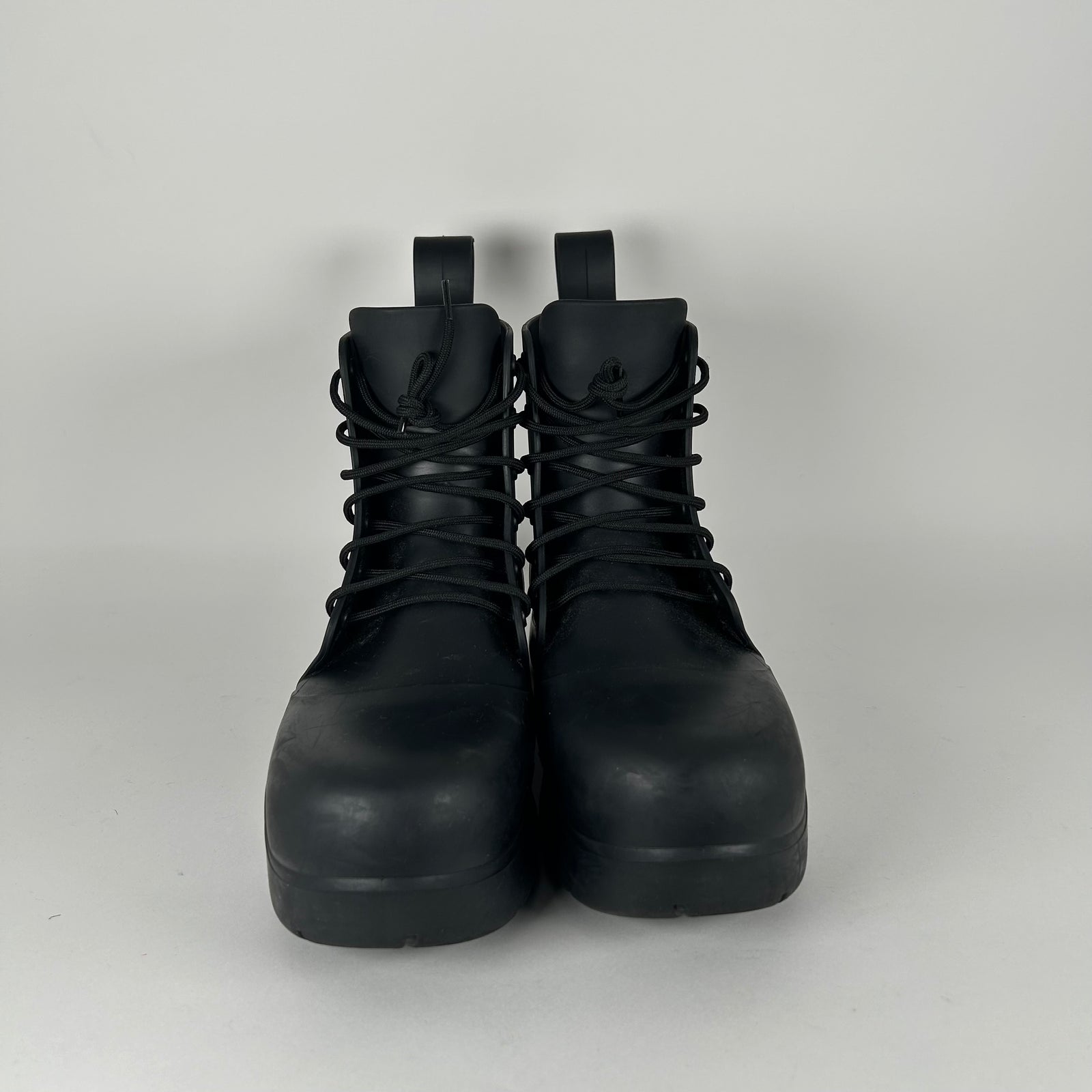 Bottega Veneta Lace Up Puddle Boots Size 10