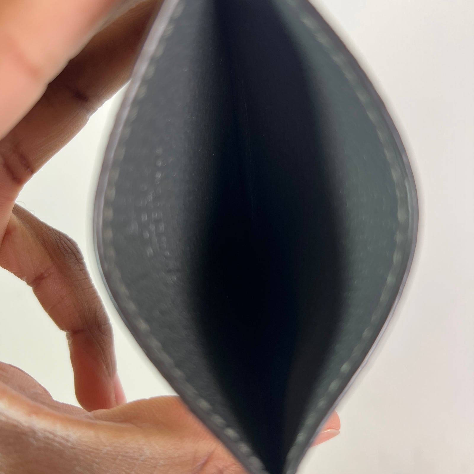 Gucci Black Interlocking GG Supreme Cut-Out Card Holder