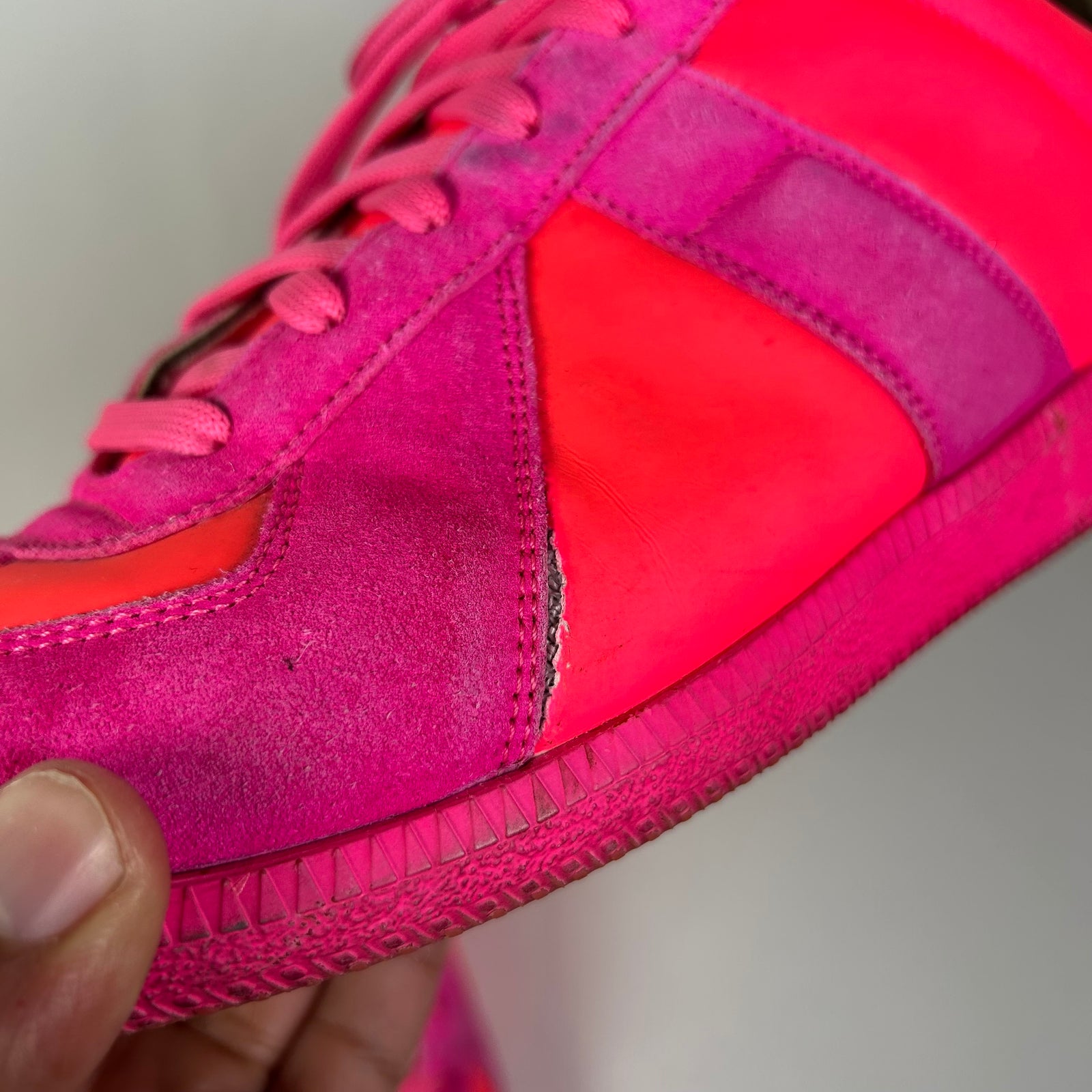 Maison Margiela Hot Pink Replica Gat Size 44