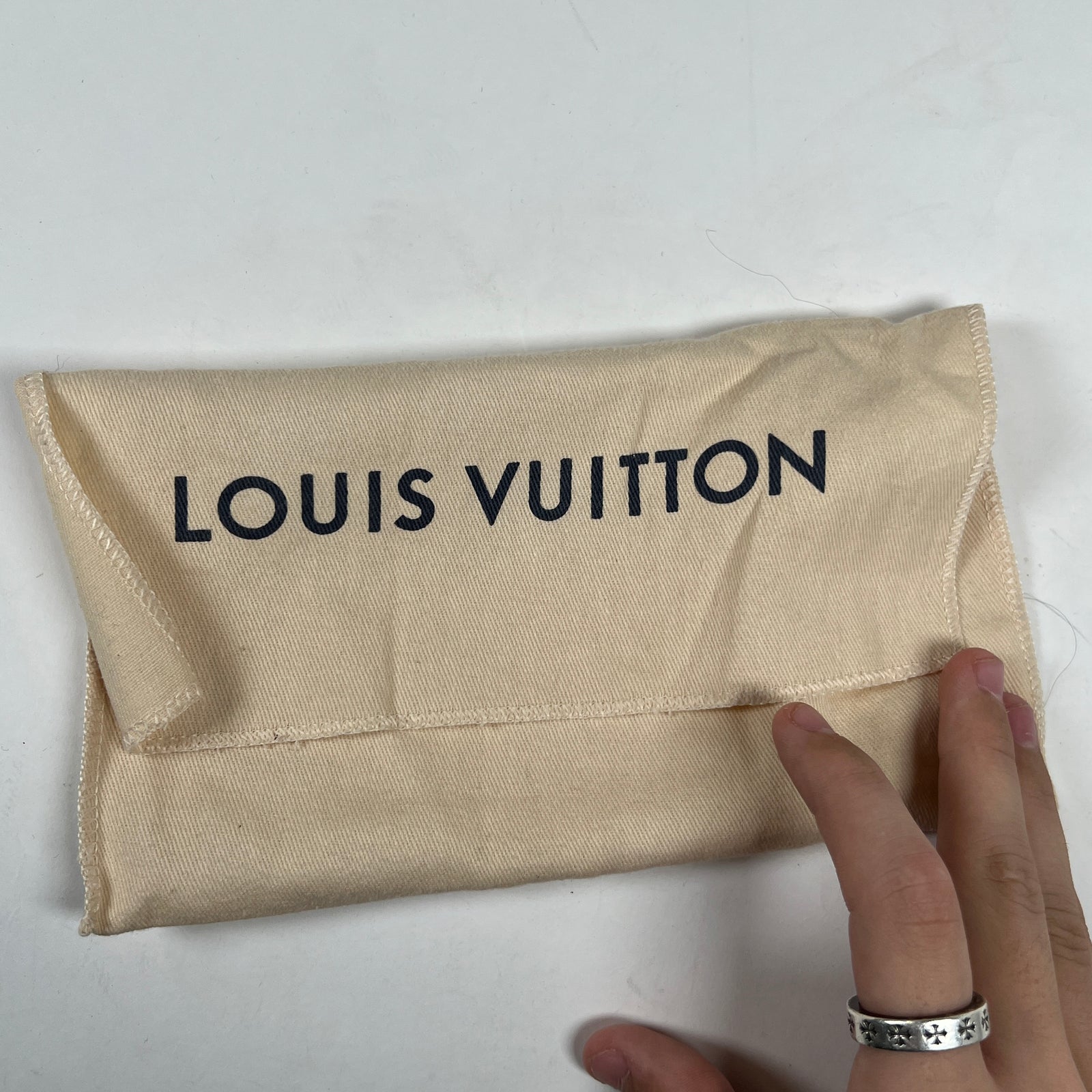 Louis Vuitton Damier Emilie Wallet