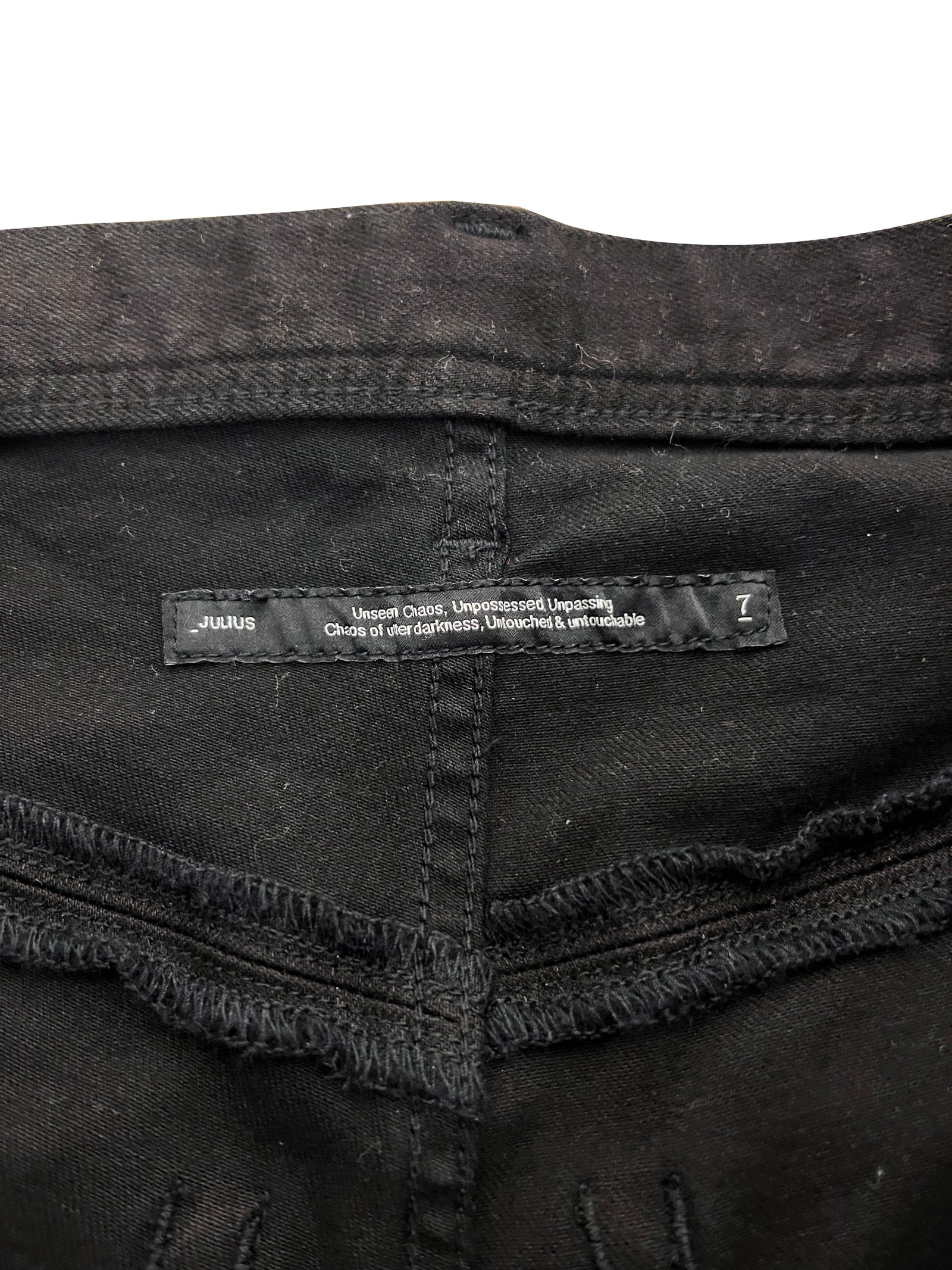 Julius SS23 J-Cut Painter Cargos Size 34