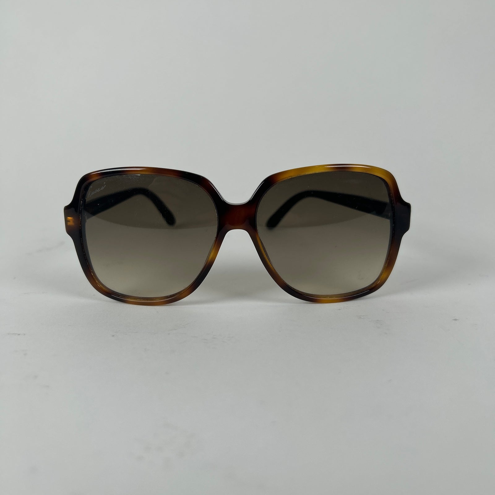 Gucci Tortise Shell Sungalsses
