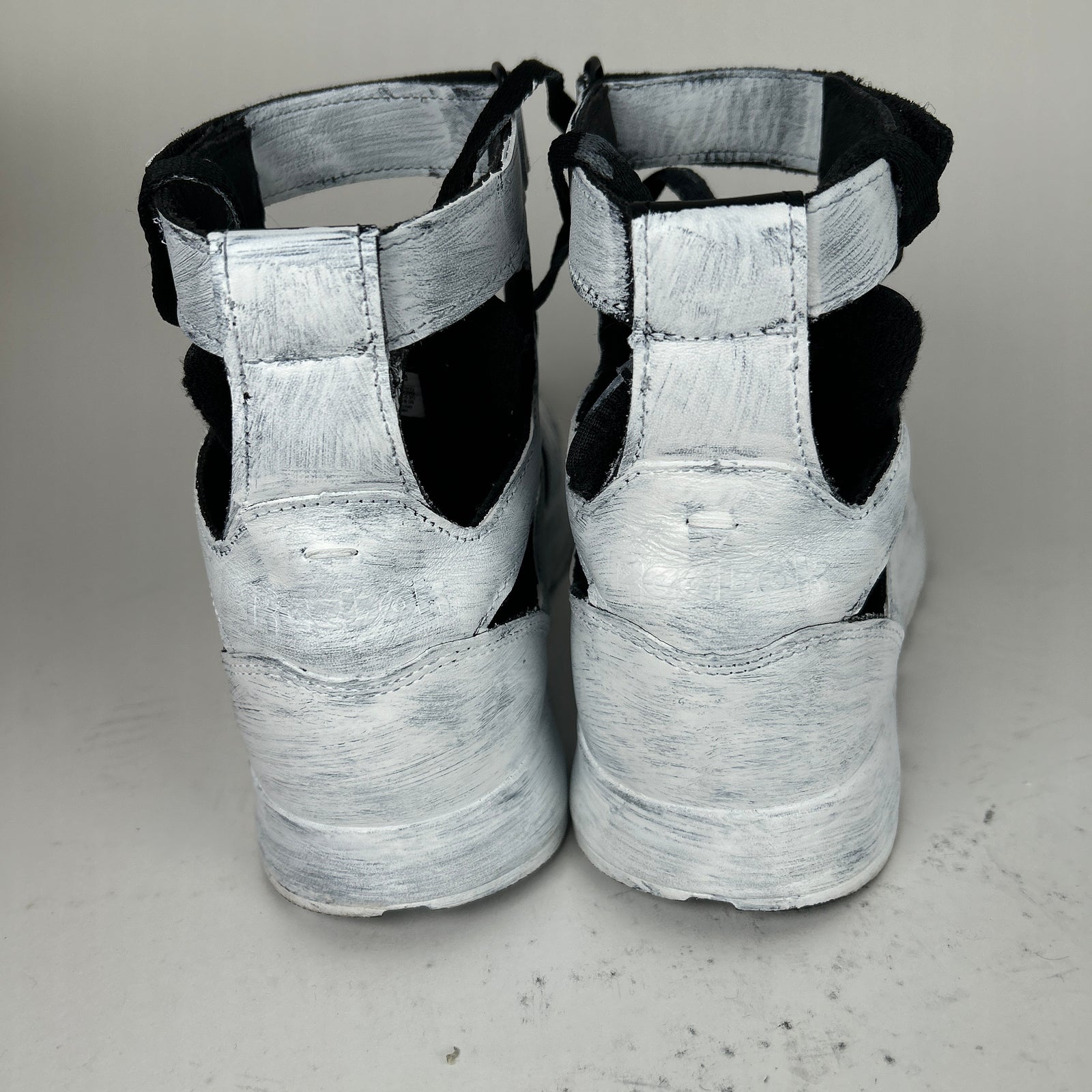 Maison Margiela x Reebok Painted White Cut-Out Tabi Sneaker Size 10
