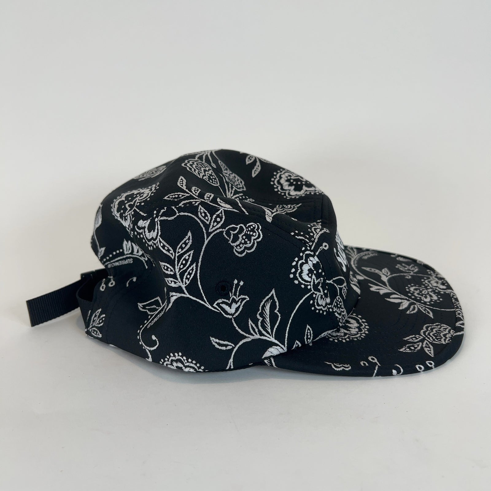 Supreme Embroidered Floral Box-Logo Hat