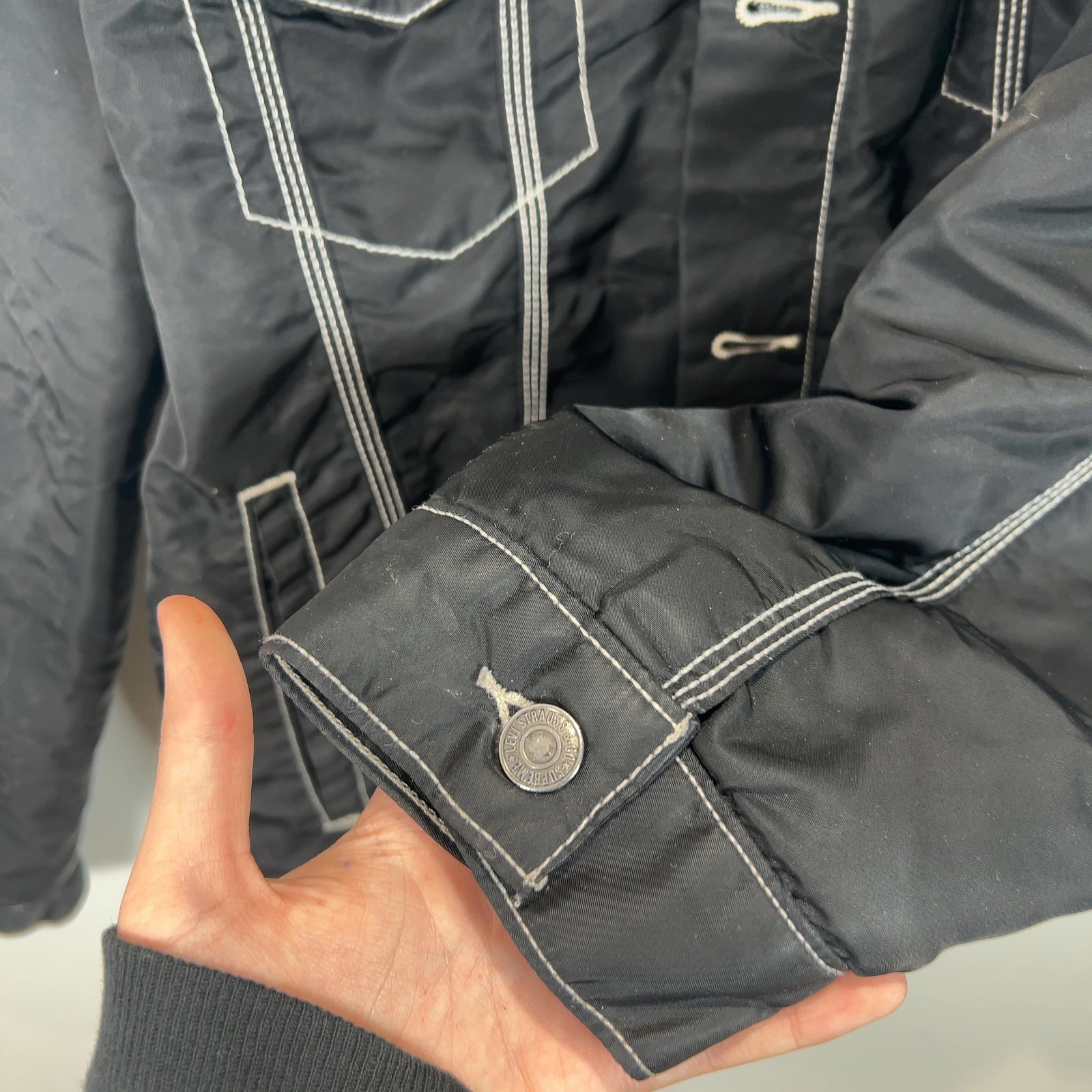 Supreme x Levi's Black FW19 Nylon Trucker Jacket