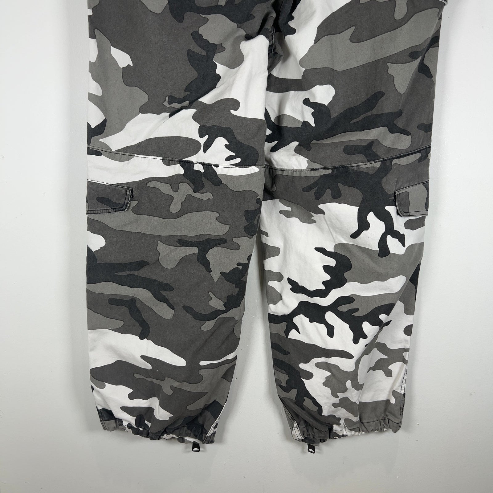 Supreme Alpha Industries Snow Camo Flight Pants