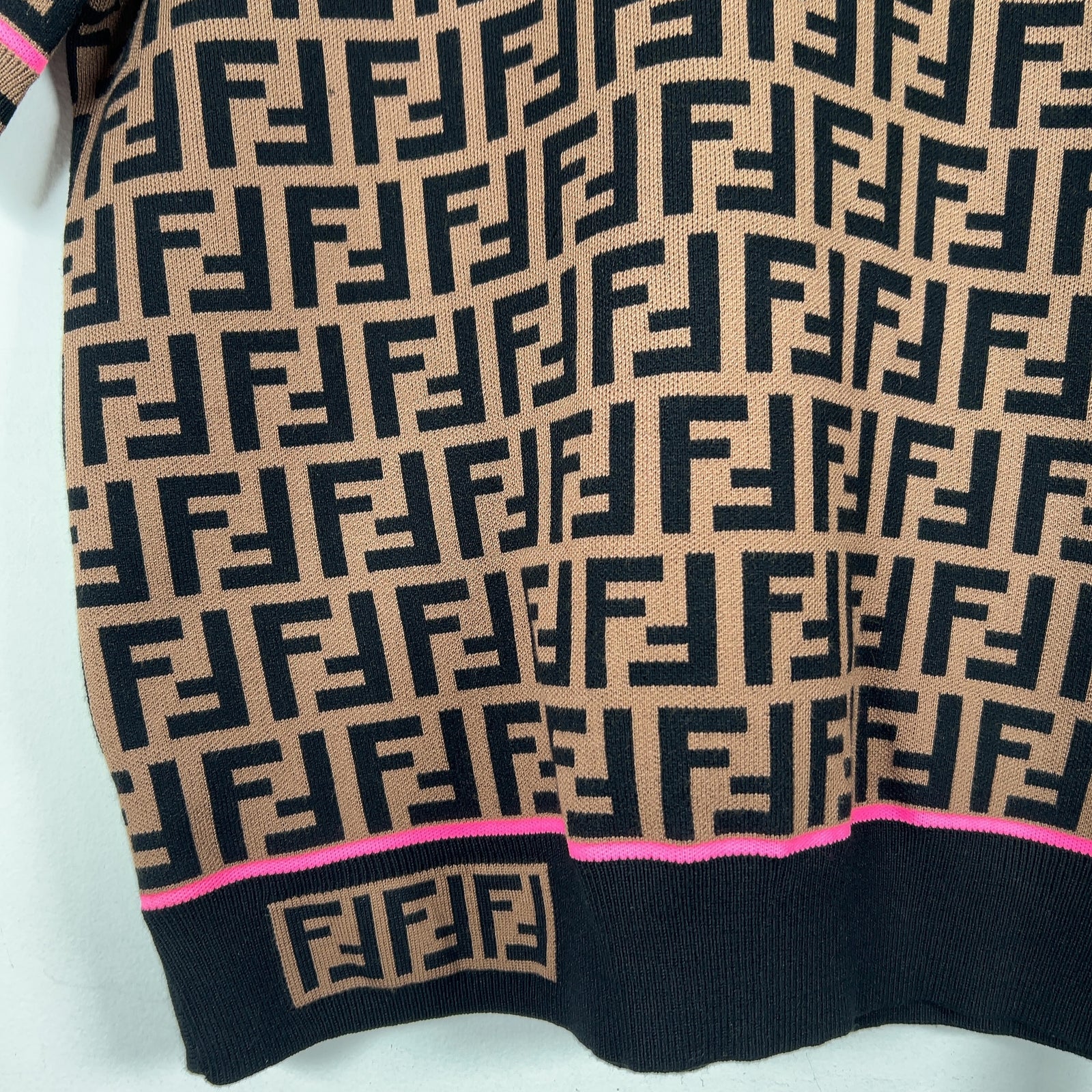 Fendi Intarisa Knit All Over Print T-Shirt Size M