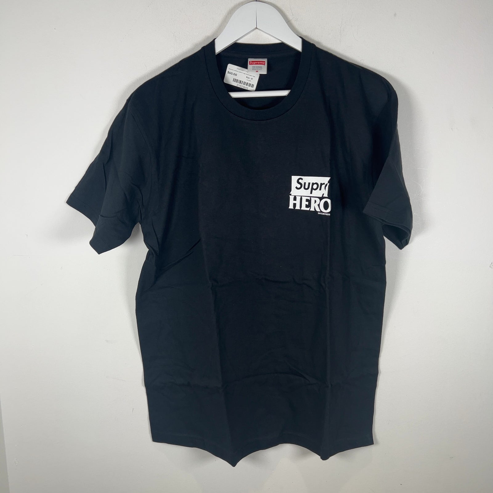 Supreme x Anithero Spell Out Logo Dog Graphic T-Shirt