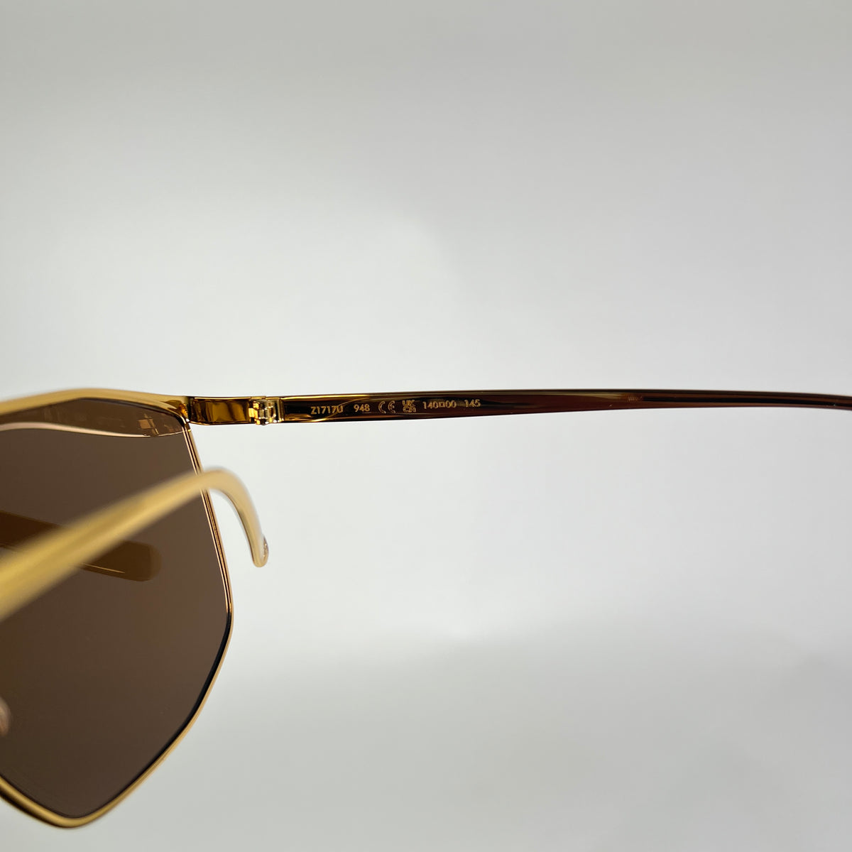 Louis Vuitton 2023 Golden Mask Sunglasses