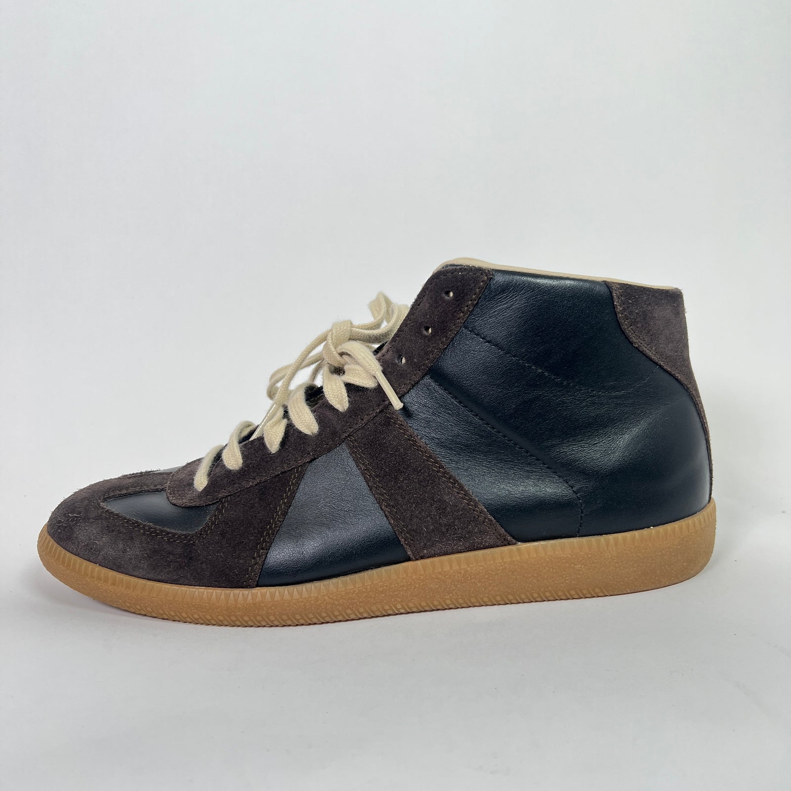 Maison Margiela Brown Replica Mid-Top Gats