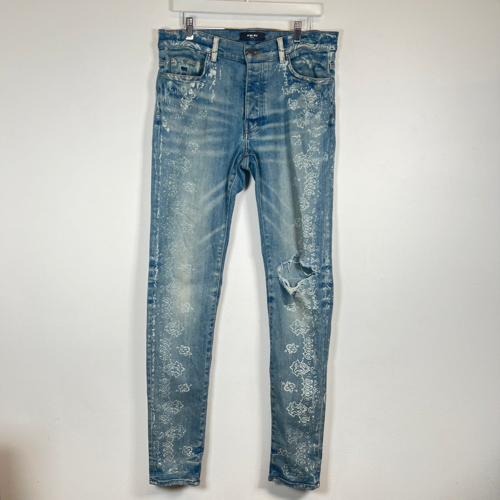 Amiri Paisley Print Lightwash Skinny Jeans Size 34