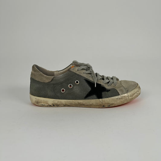 Golden Goose Superstar Sneaker Size 41